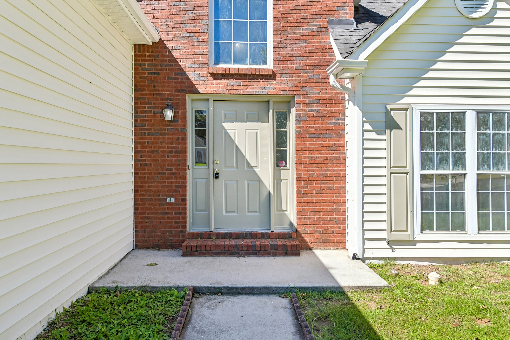 Photo 4 of 38 of 206 Northwind Dr, Stockbridge, GA
