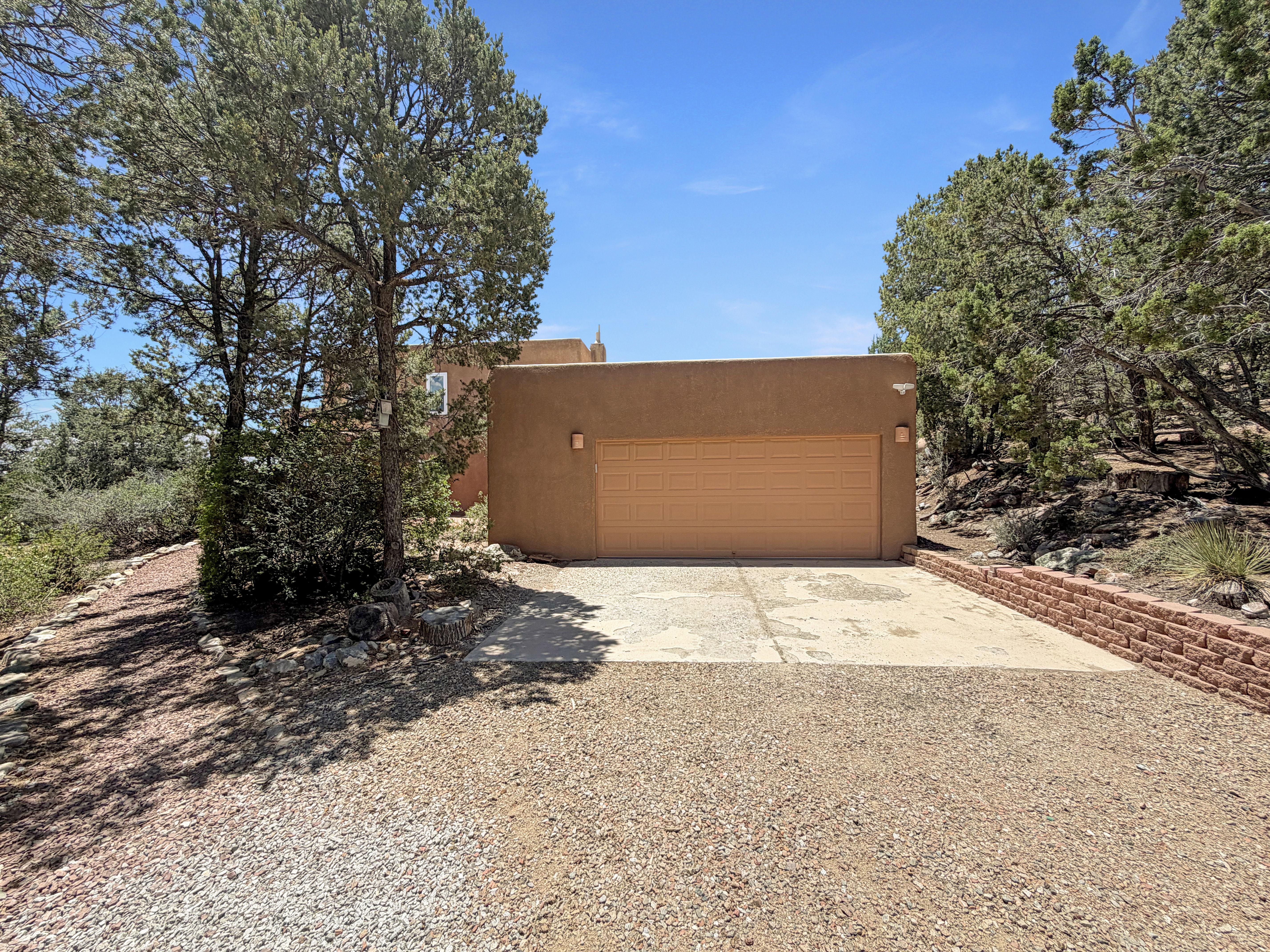 Photo 8 of 20 of 16 Erin Ln, Tijeras, NM