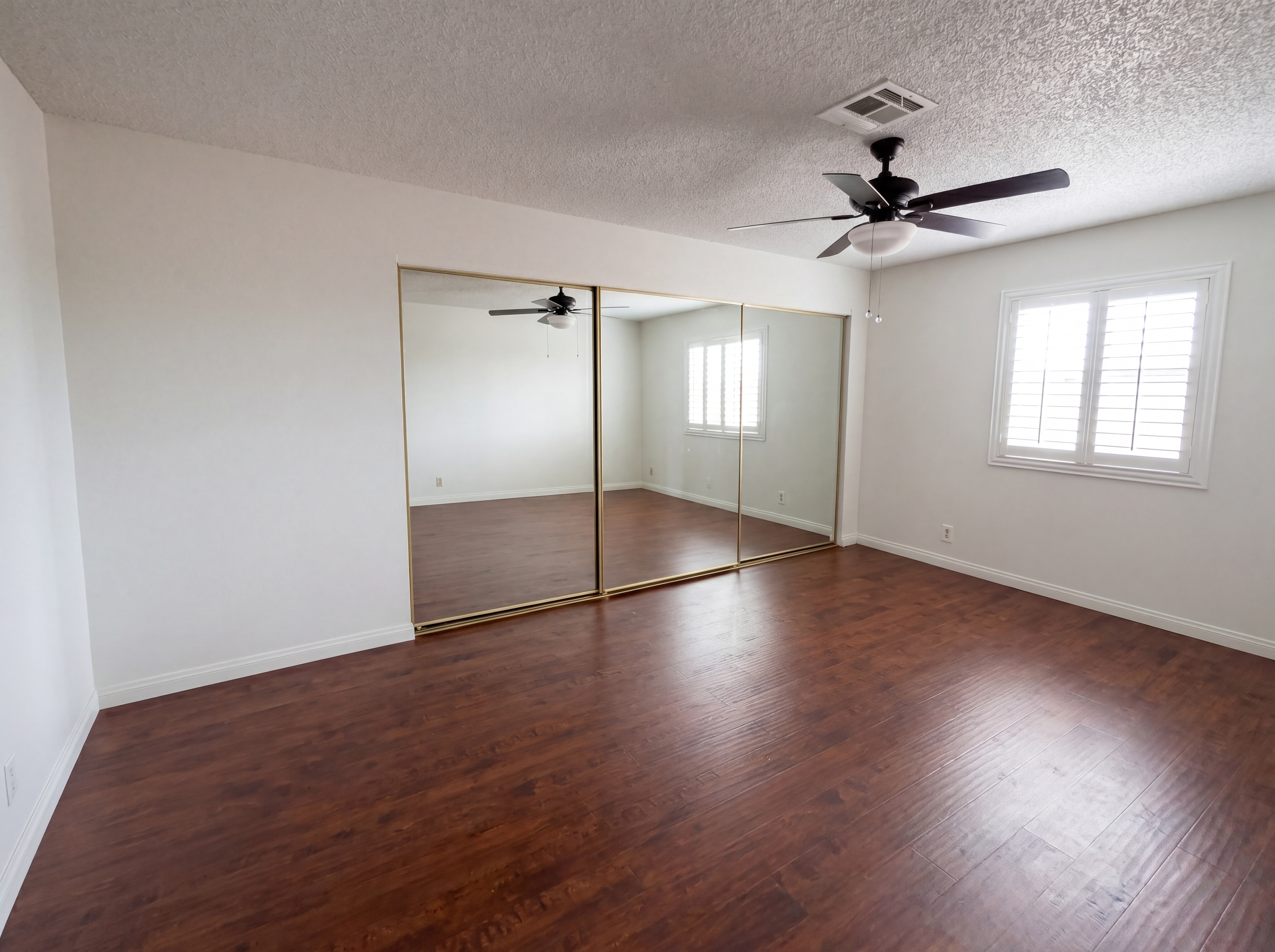 Photo 21 of 47 of 1325 Keifer Ln, Las Vegas, NV