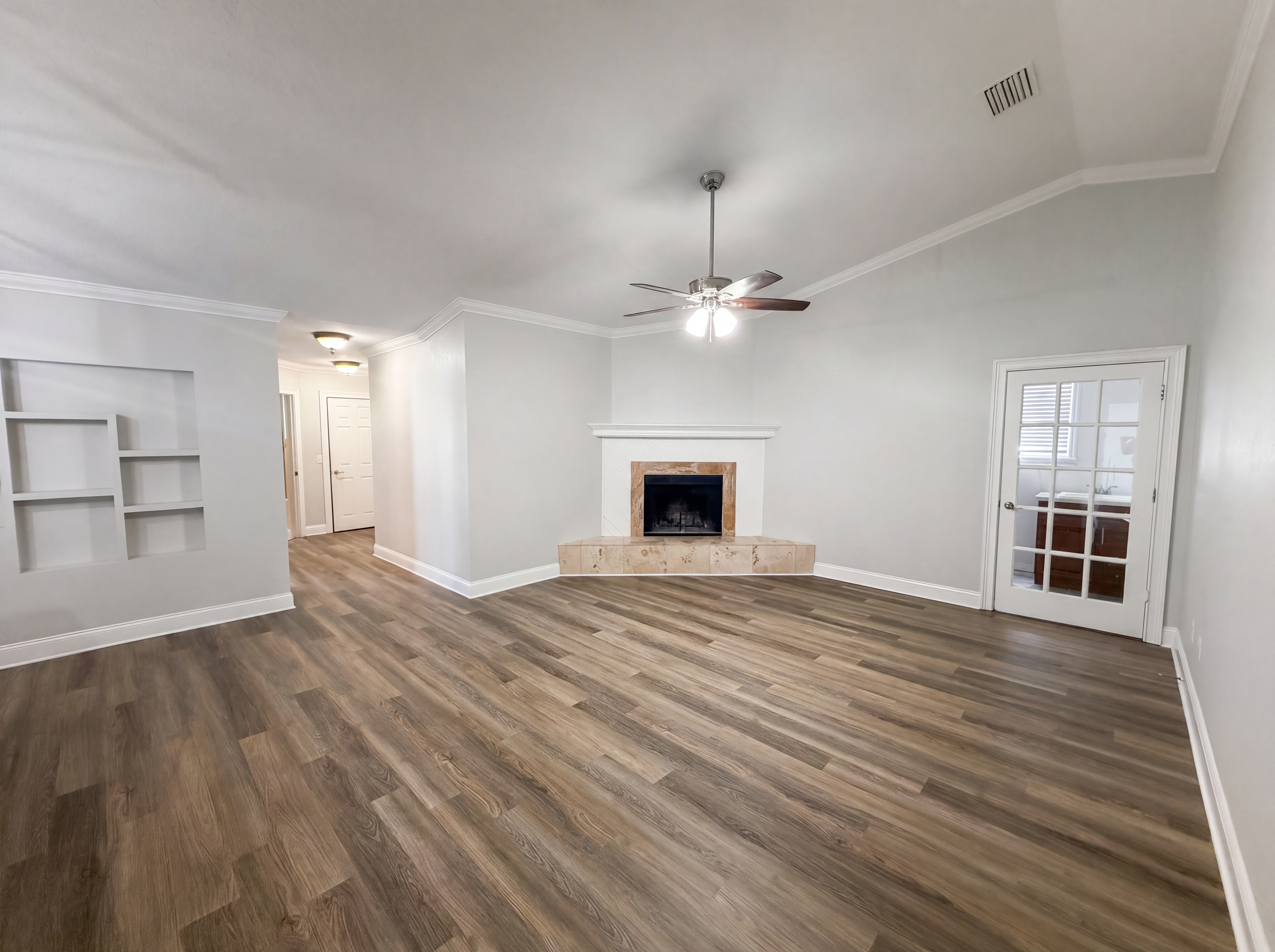 Photo 3 of 50 of 5609 Executive Dr, New Port Richey, FL