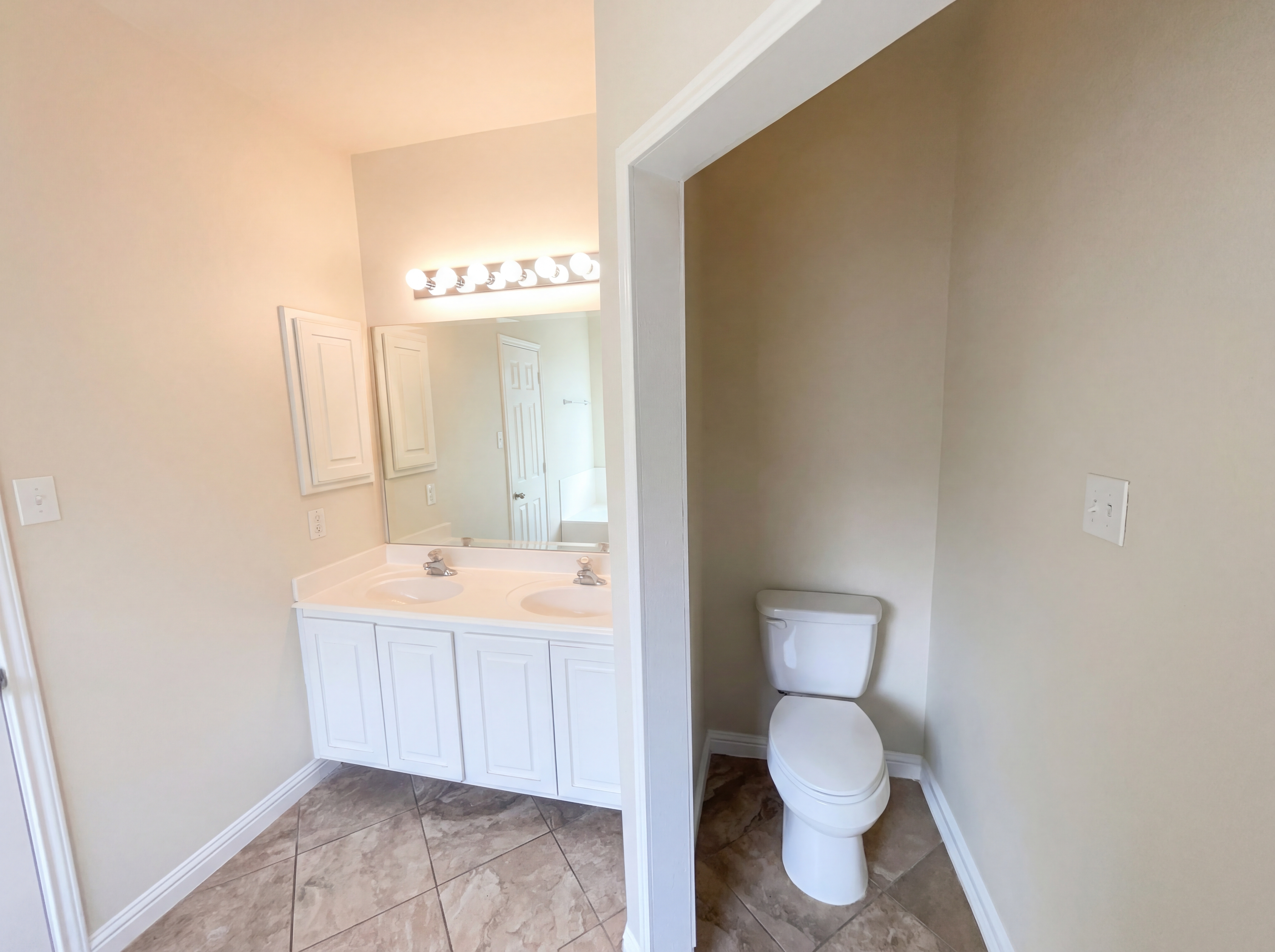Photo 6 of 26 of 128 Inman Dr, Hutto, TX