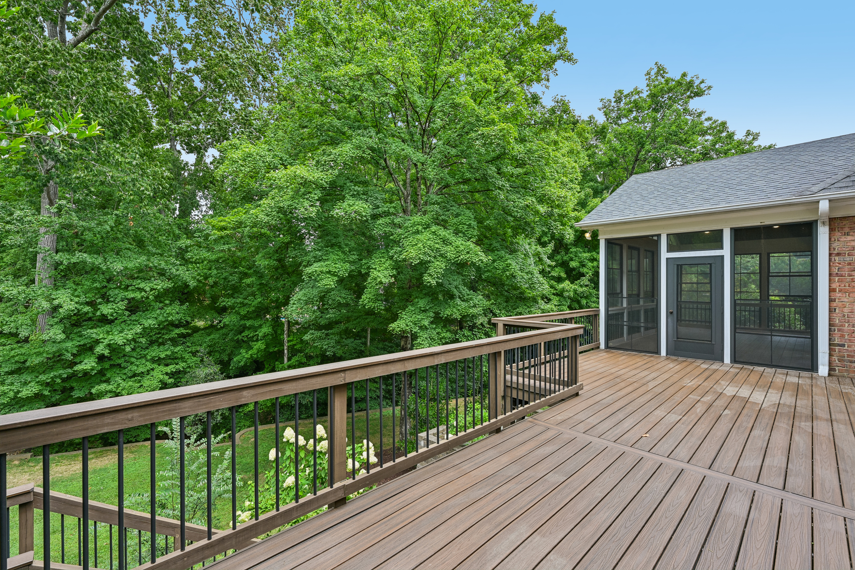 Photo 8 of 53 of 5609 Camilla Dr, Charlotte, NC