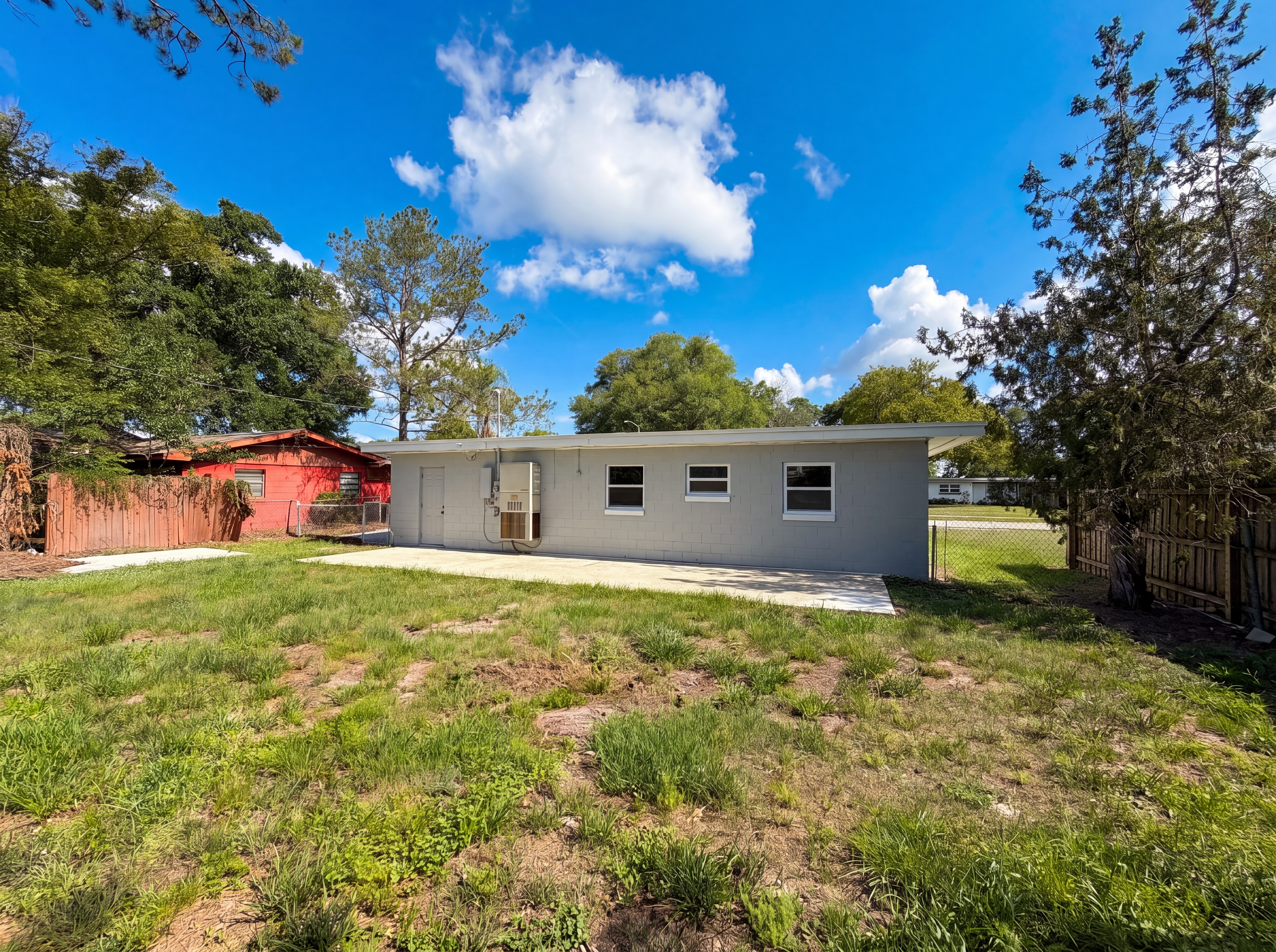 Photo 5 of 23 of 459 Notre Dame Dr, Altamonte Springs, FL