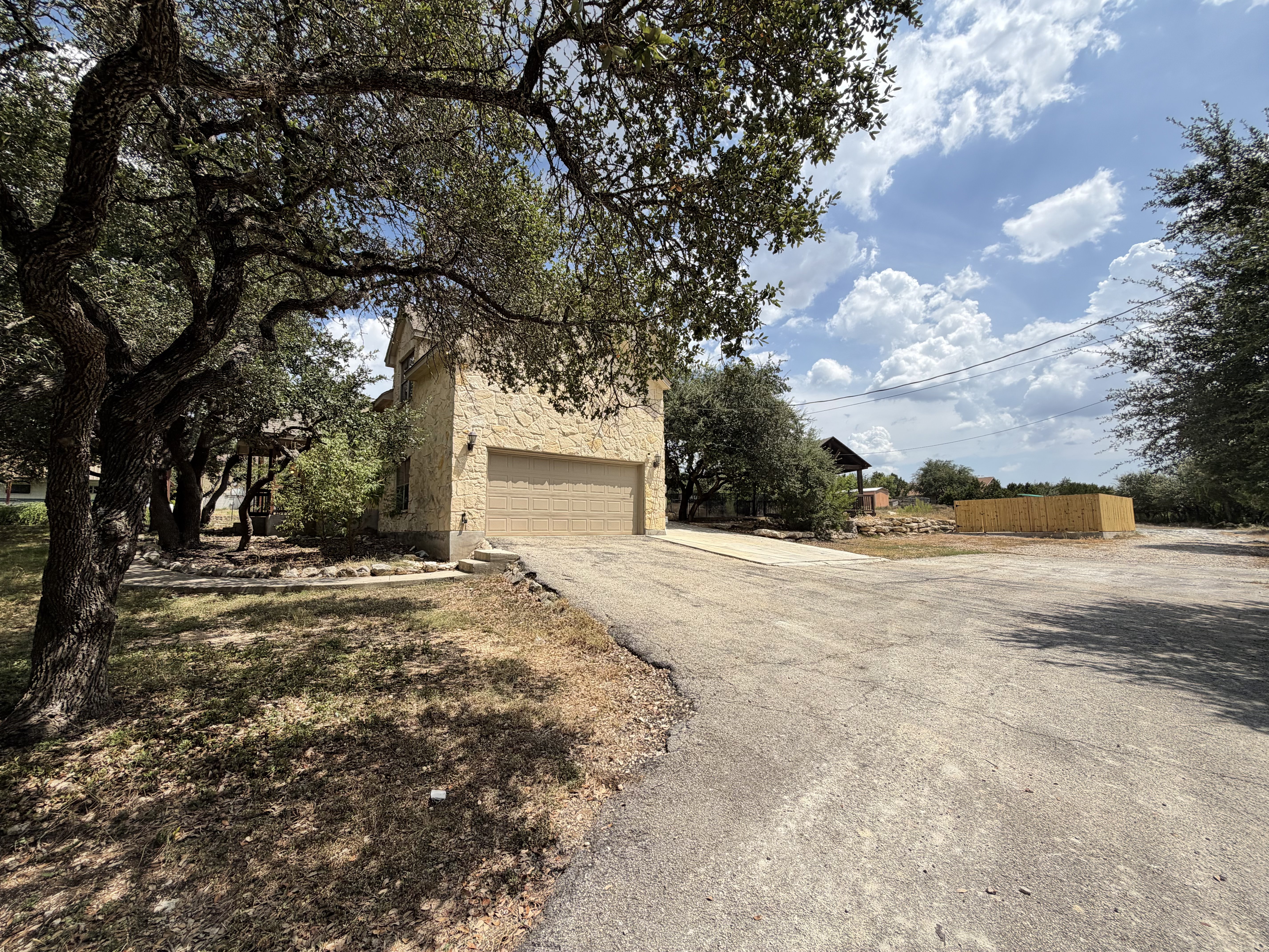 Photo 26 of 30 of 4247 Richmond Ave, Spring Branch, TX