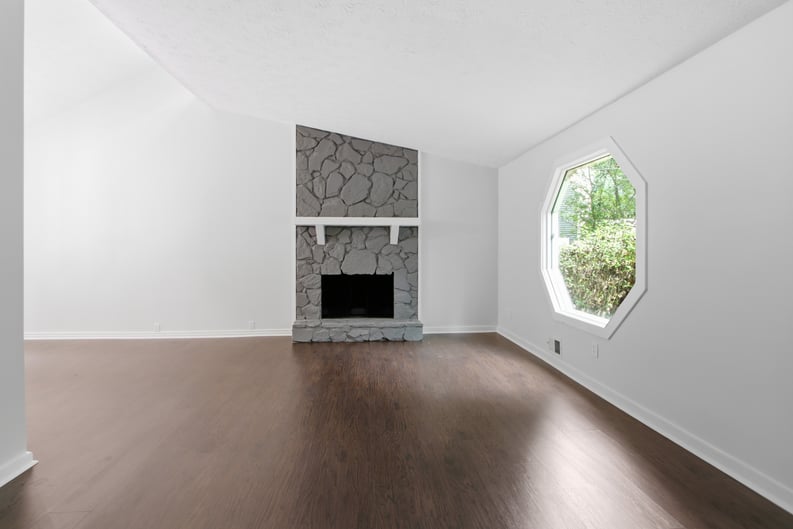Property photo 3 of 1035 Lakewood Dr
