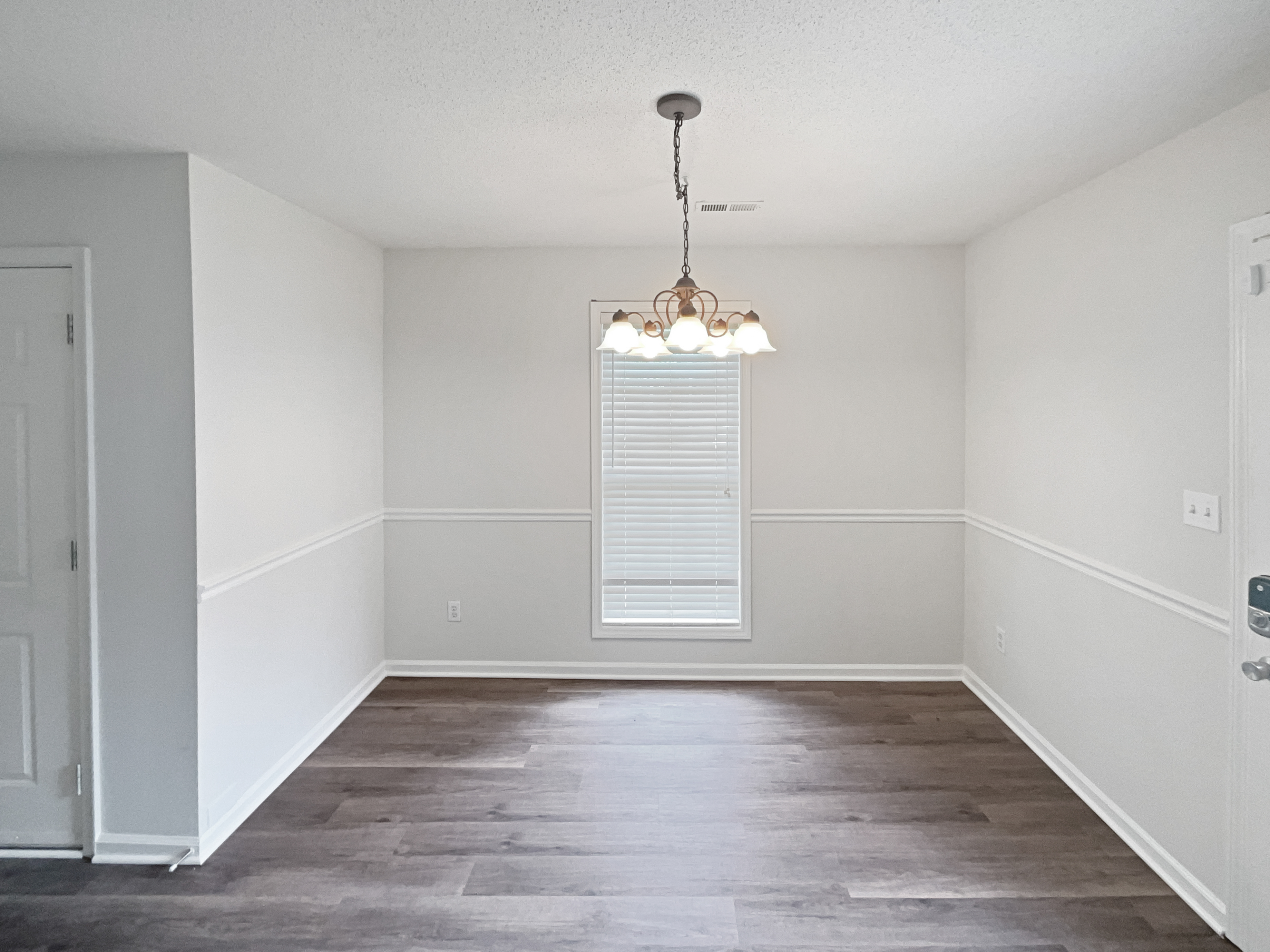 Photo 10 of 19 of 6880 Ironwood Cir, Greensboro, NC