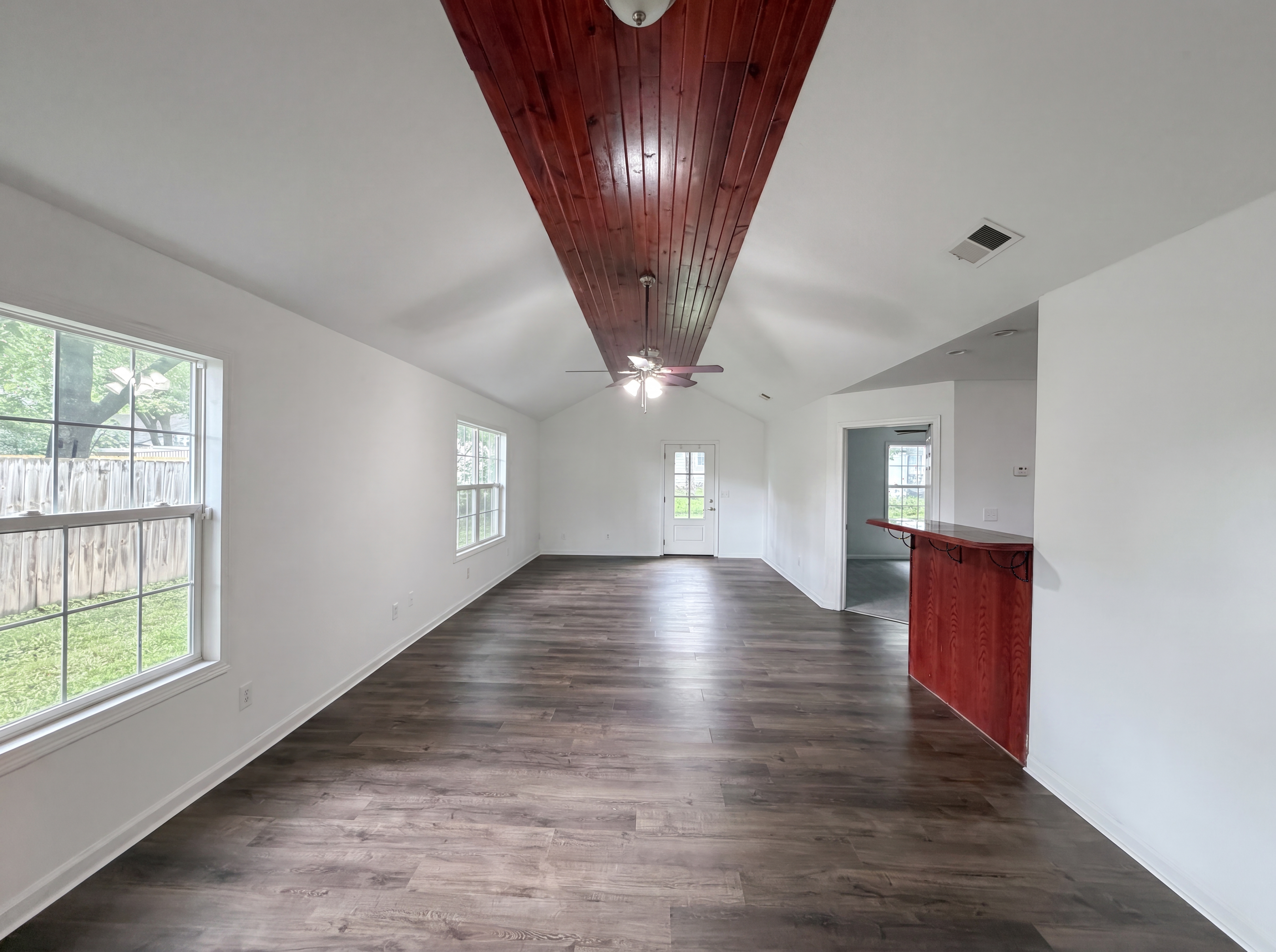 Photo 10 of 17 of 905 S Butler Ter, Harrisonville, MO