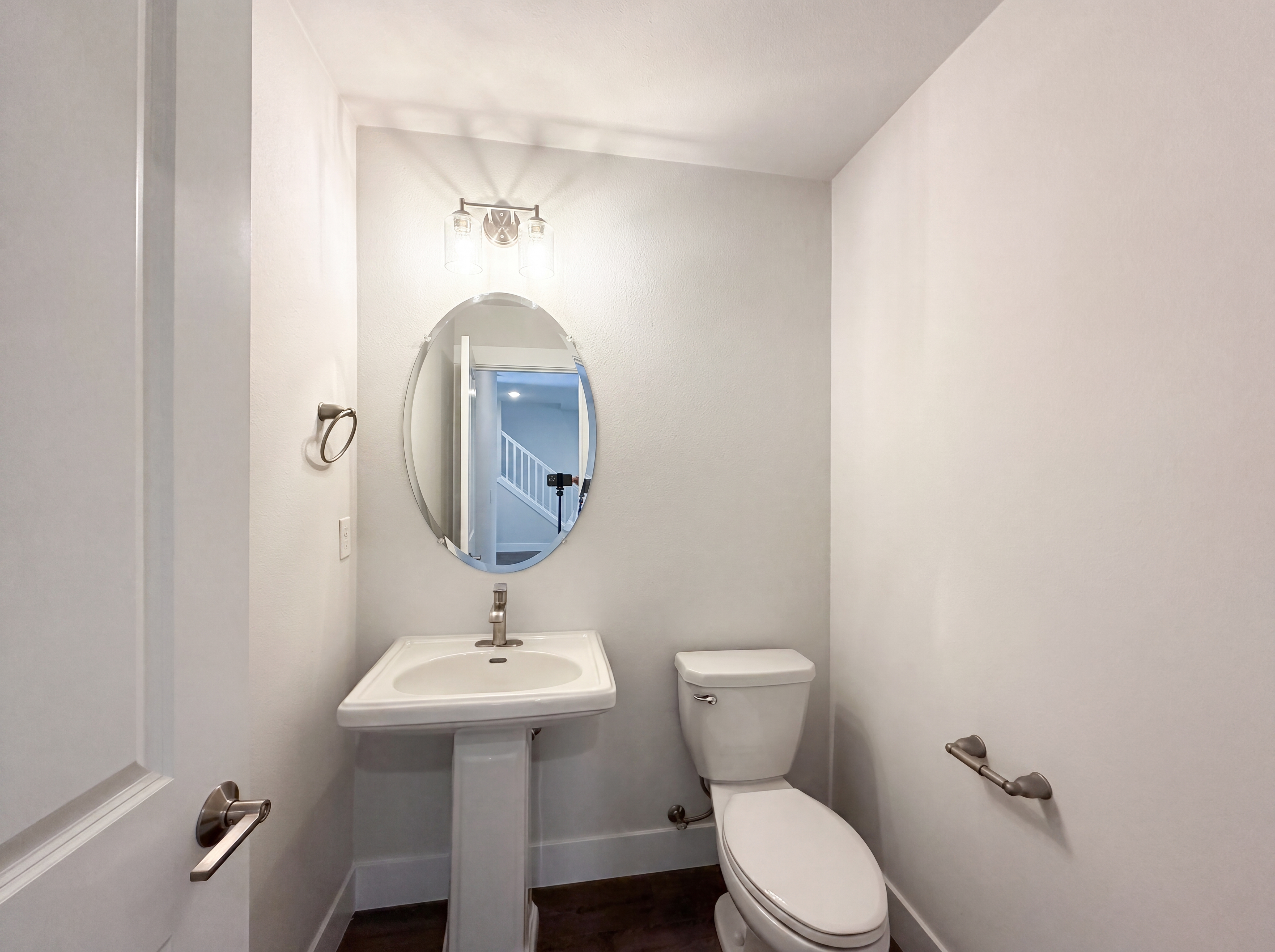 Photo 10 of 24 of 12706 SW Incline Dr, Beaverton, OR