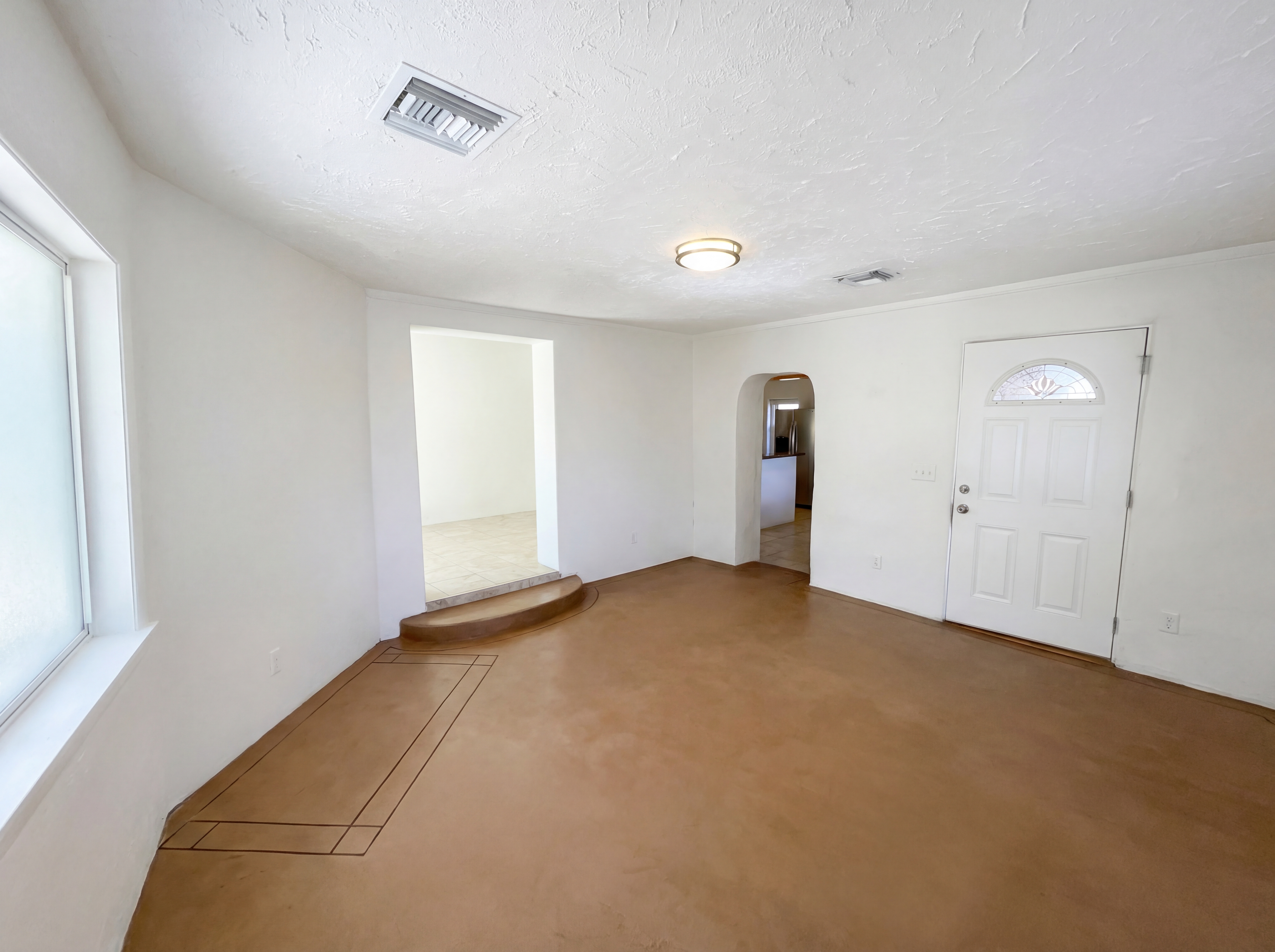 Photo 8 of 21 of 643 N Catalina Ave, Tucson, AZ