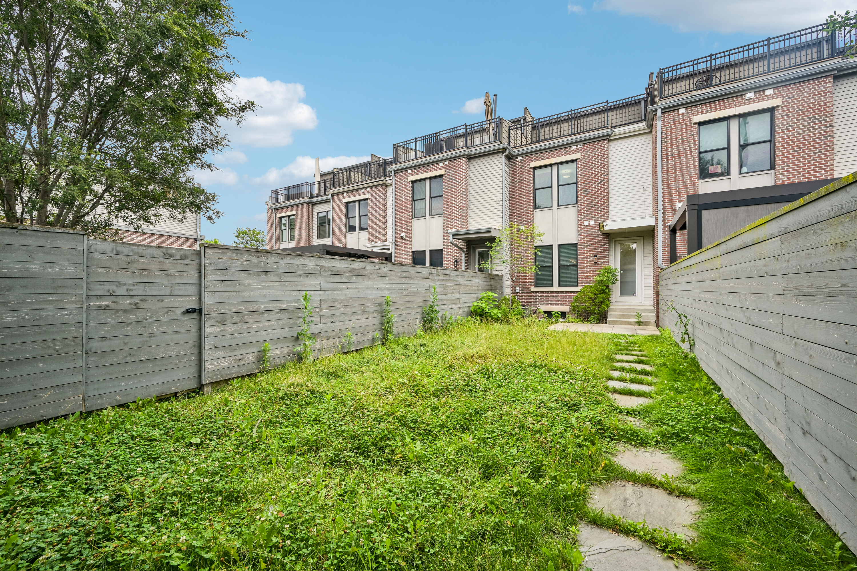 Photo 56 of 64 of 1528 Central Ave, Indianapolis, IN