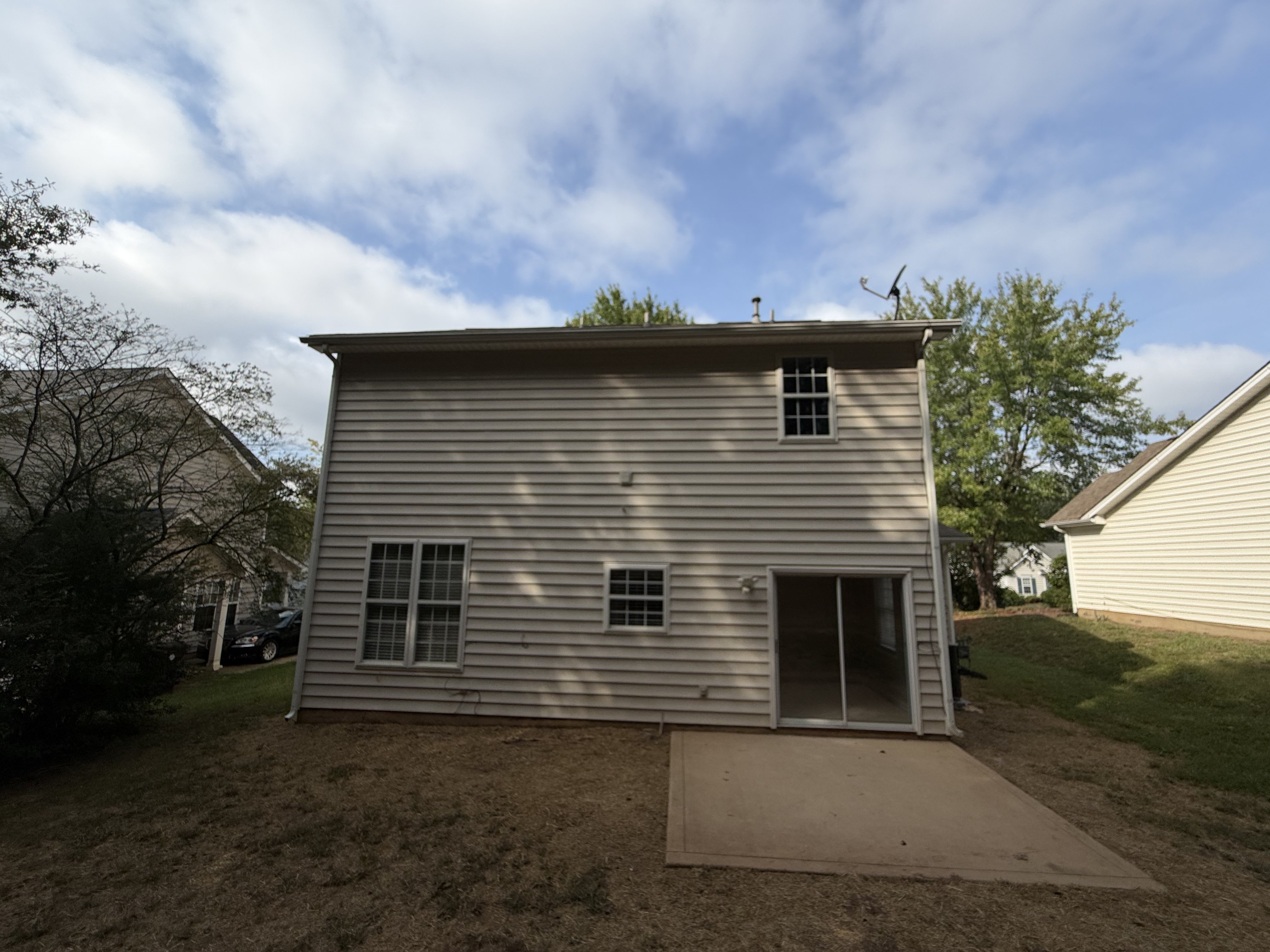 Photo 5 of 28 of 1159 Tufton Pl NW, Concord, NC