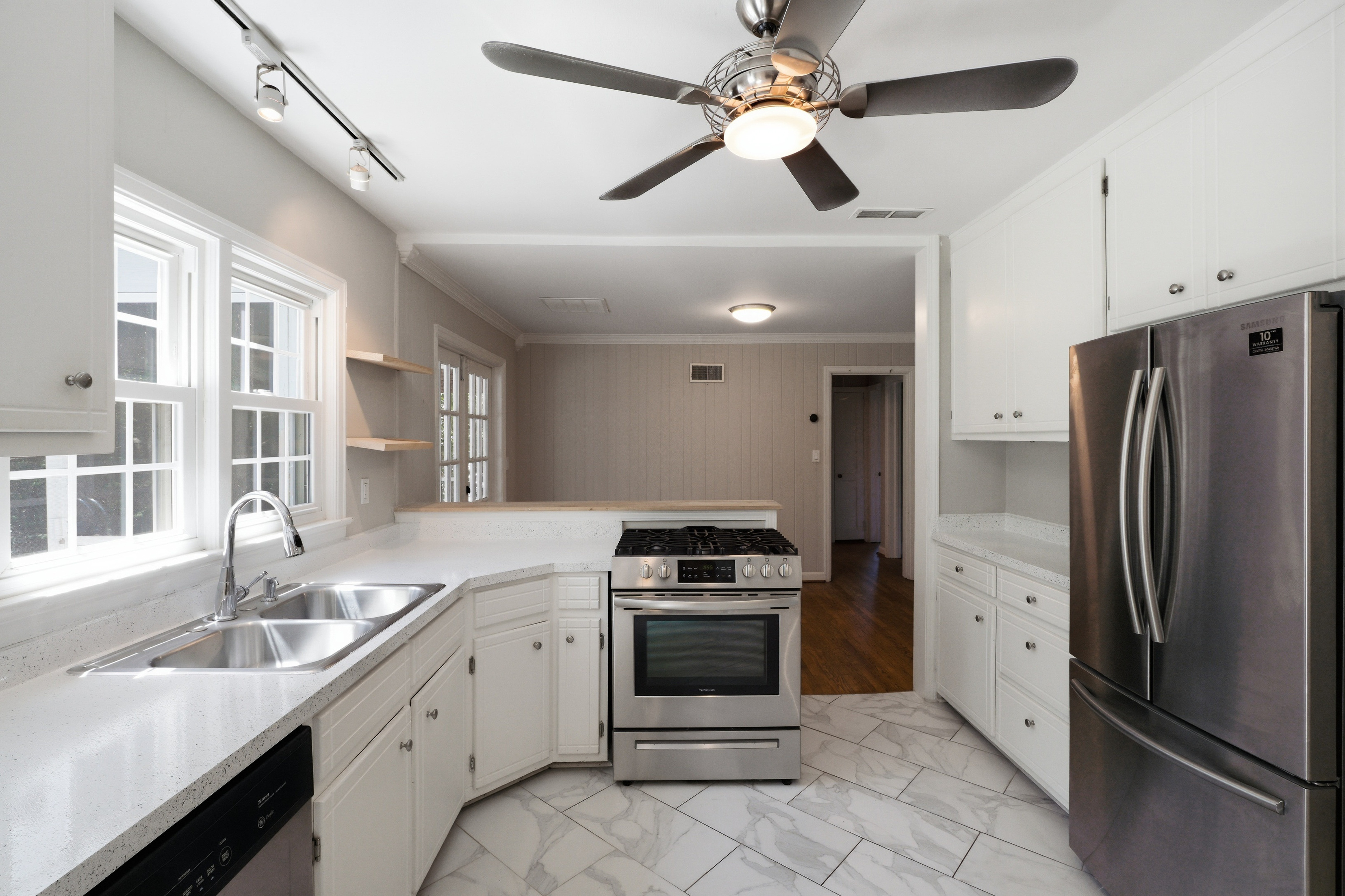 Photo 2 of 25 of 1347 Chalmette Dr NE, Atlanta, GA