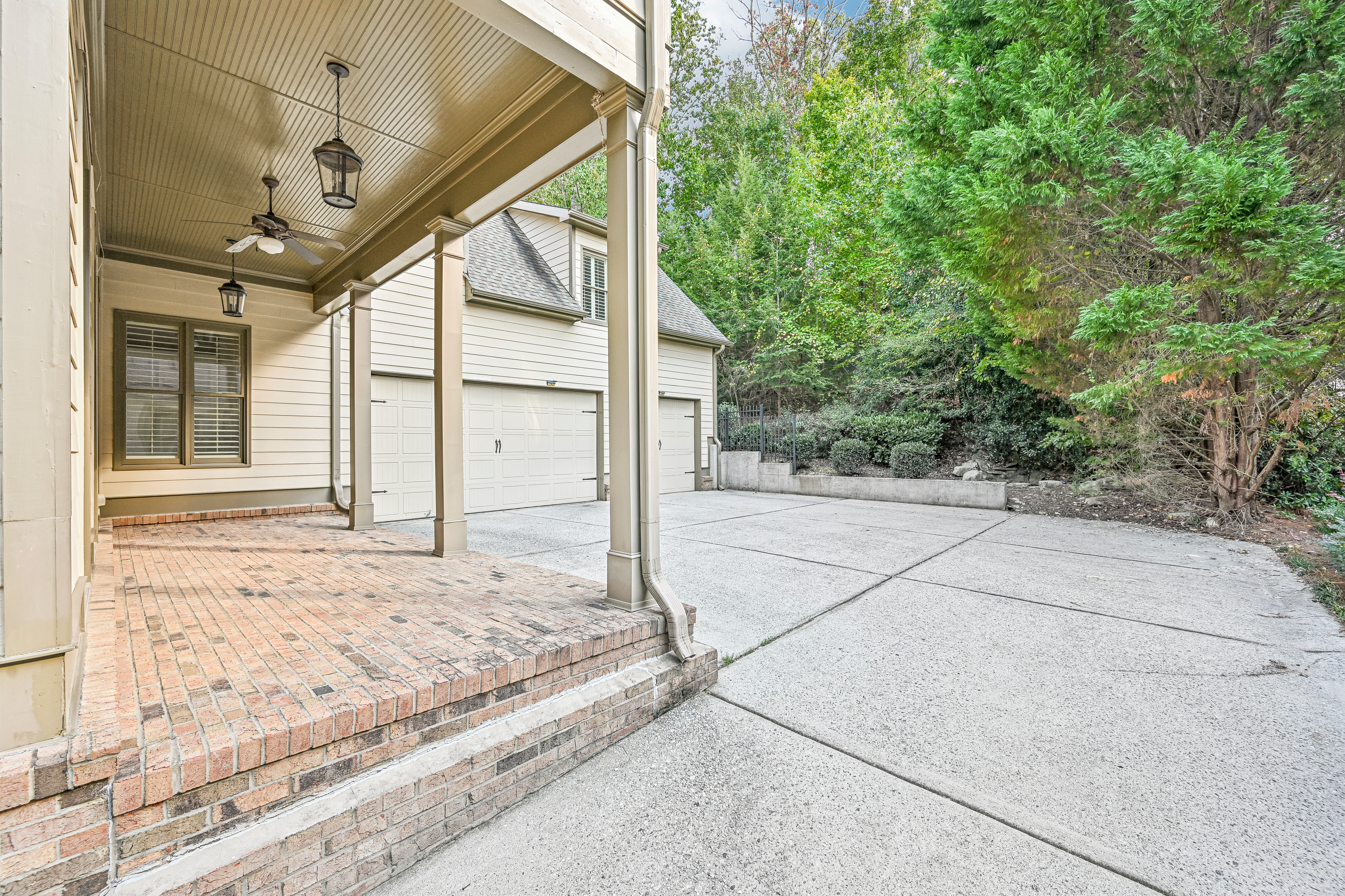 Photo 47 of 59 of 3250 Camellia Ln, Suwanee, GA