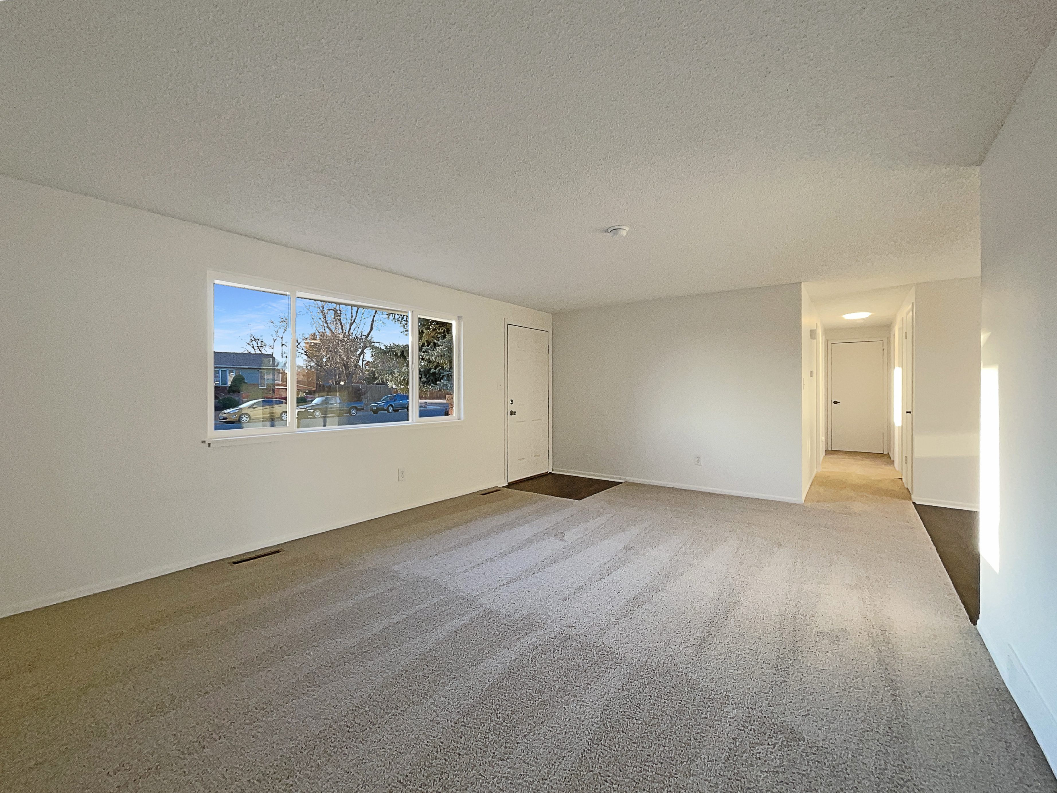 Photo 2 of 22 of 3620 N Colorado Ave, Loveland, CO