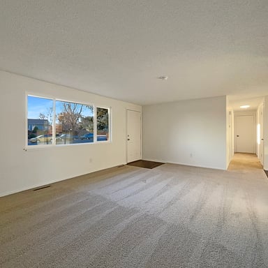 Property photo 2 of 3620 N Colorado Ave
