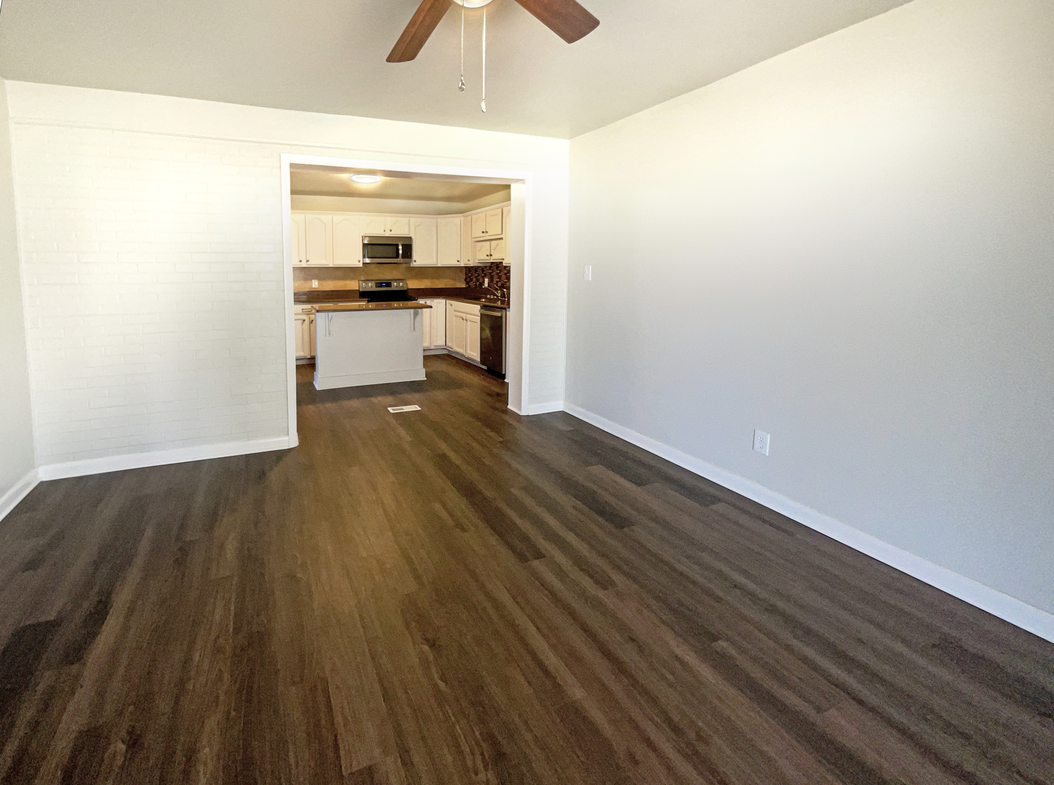 Photo 19 of 30 of 2807 Clingman St, Hopewell, VA