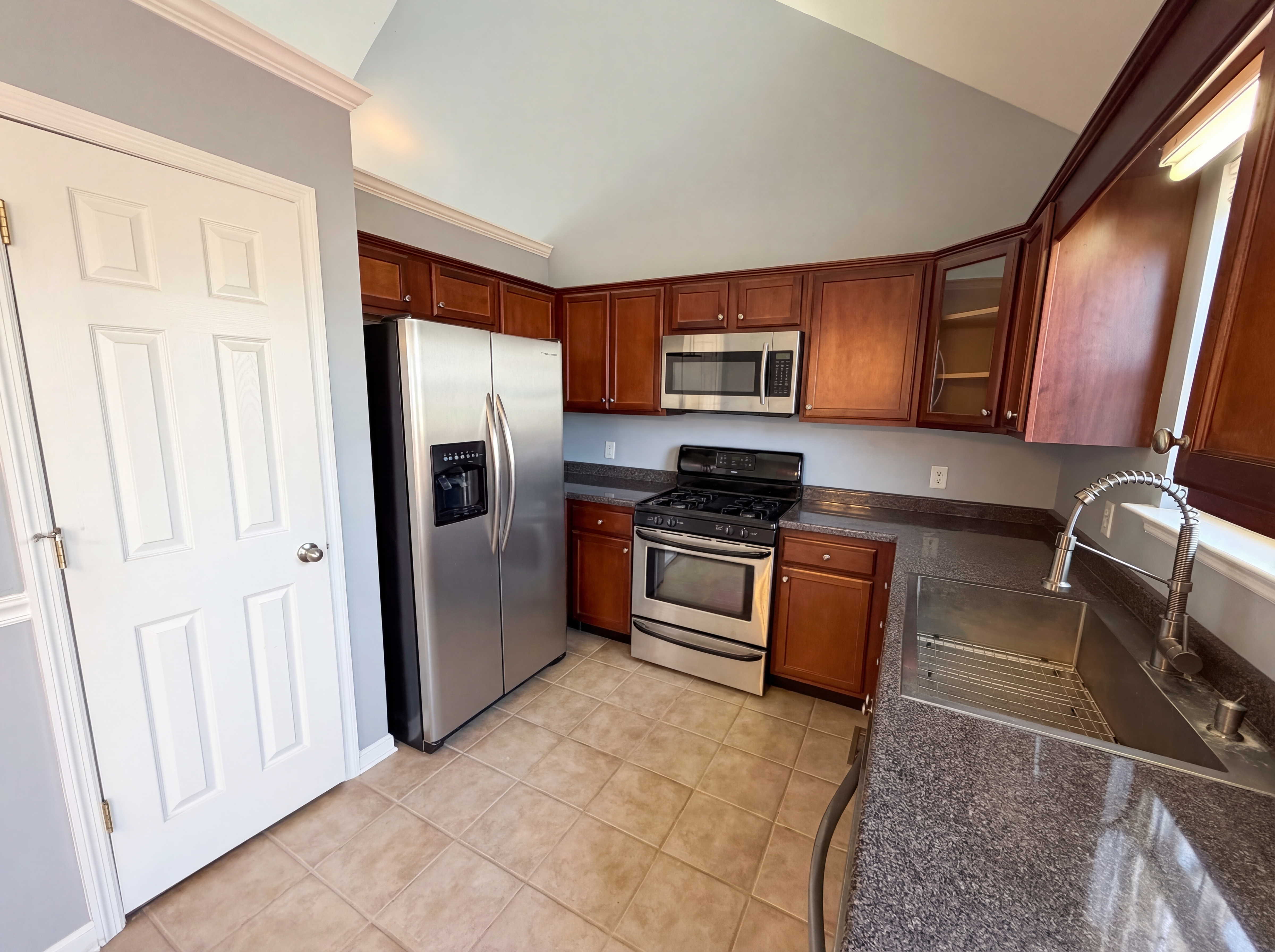 Photo 15 of 24 of 6937 Bucksland Dr, Ooltewah, TN
