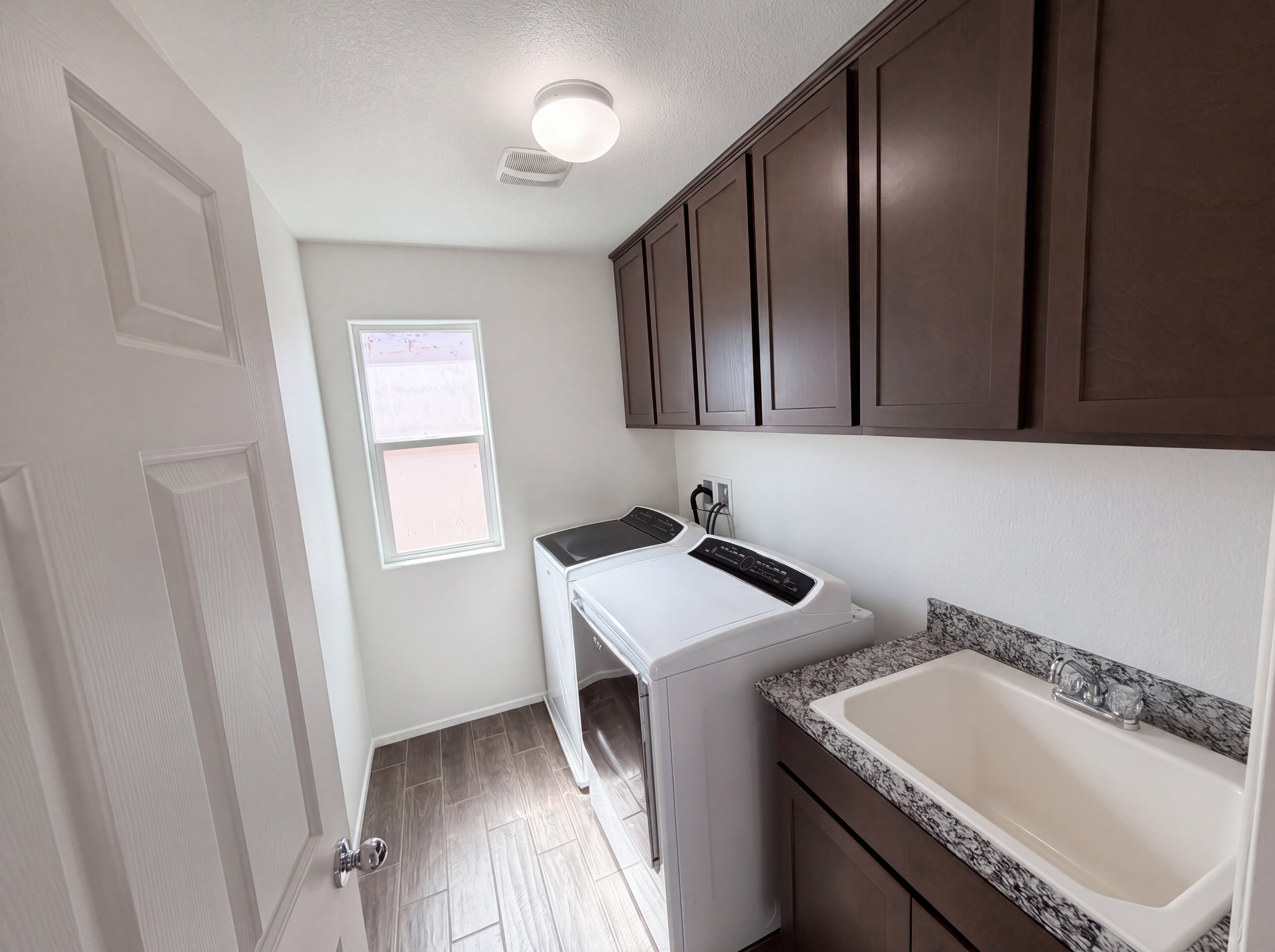 Photo 14 of 45 of 4156 Seclusion Bay Ave, North Las Vegas, NV