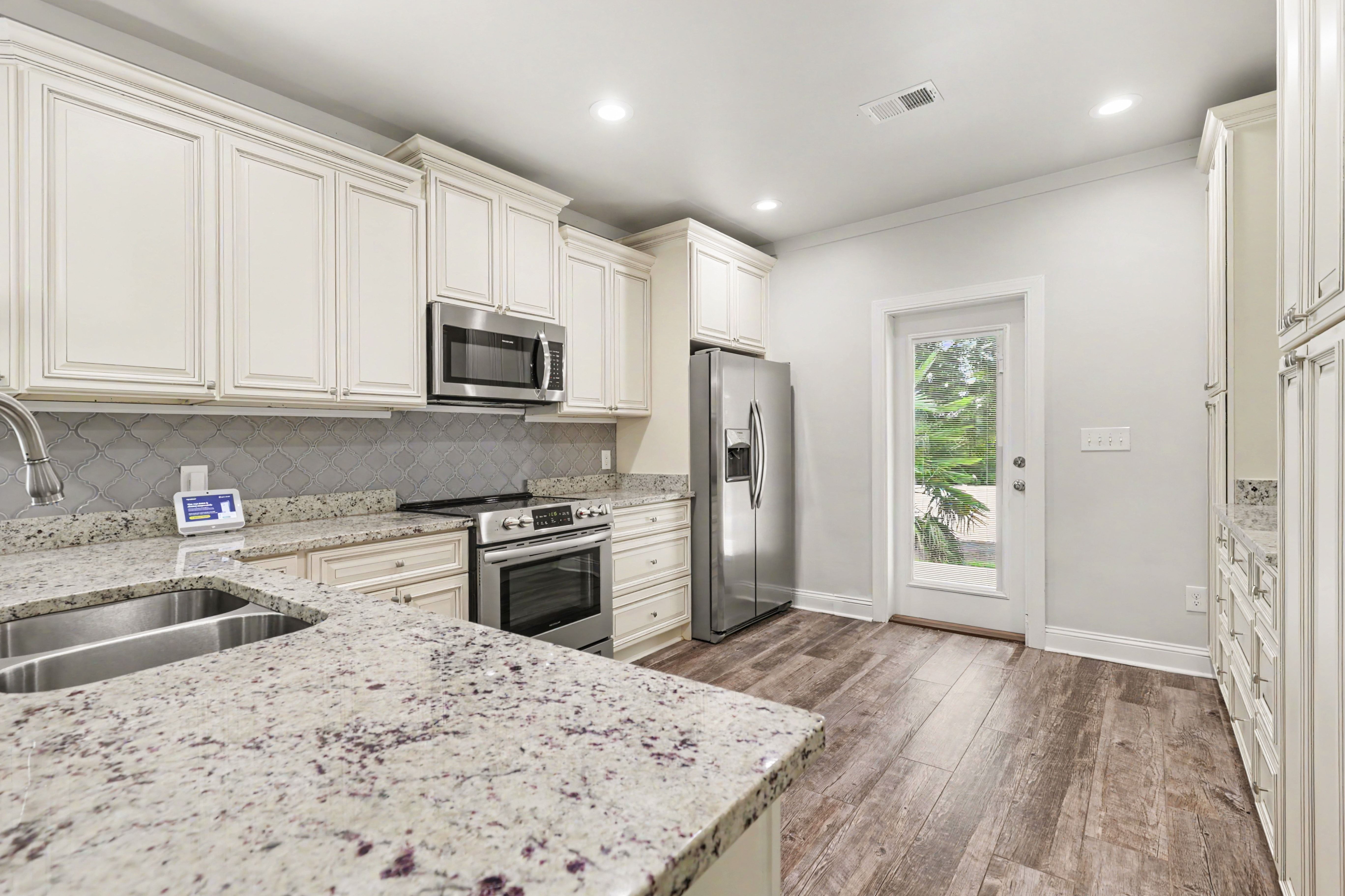 Photo 2 of 20 of 516 Truitt Dr, Longs, SC
