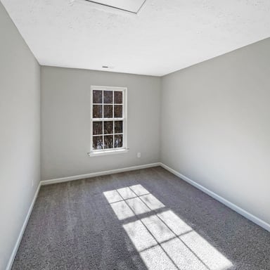 Property photo 3 of 5713 Forest Point Rd