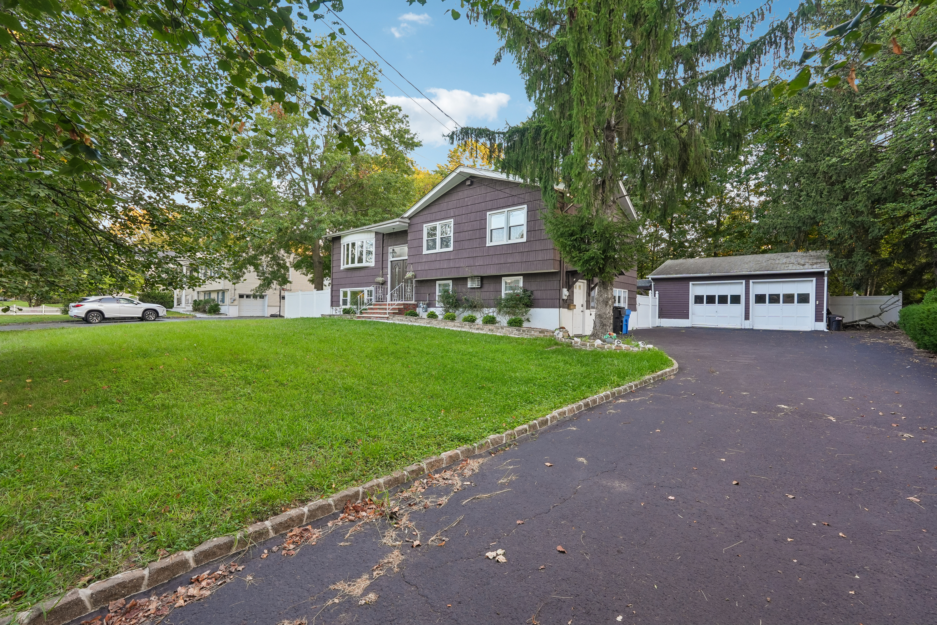 Photo 28 of 36 of 274 Oradell Ave, Paramus, NJ
