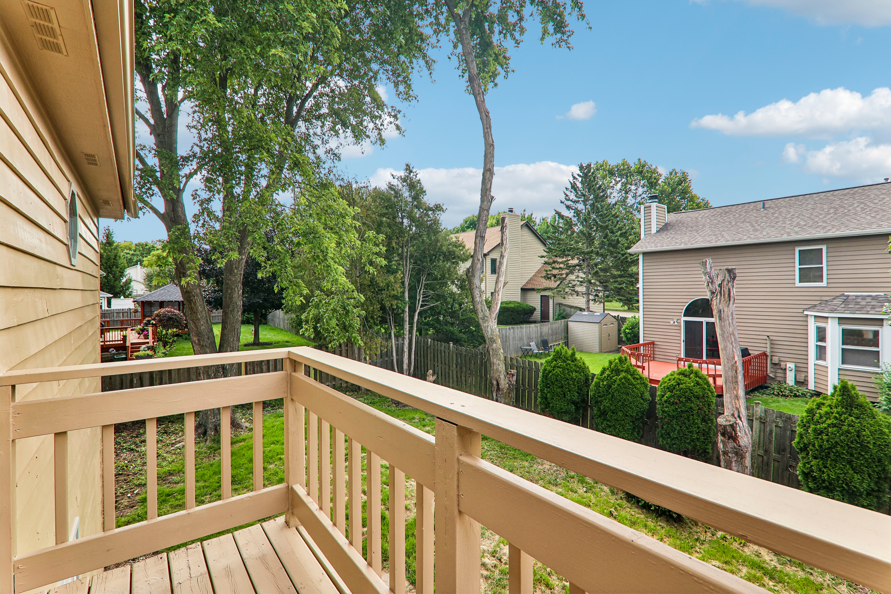 Photo 38 of 41 of 4399 Bluebird Ct, Gurnee, IL