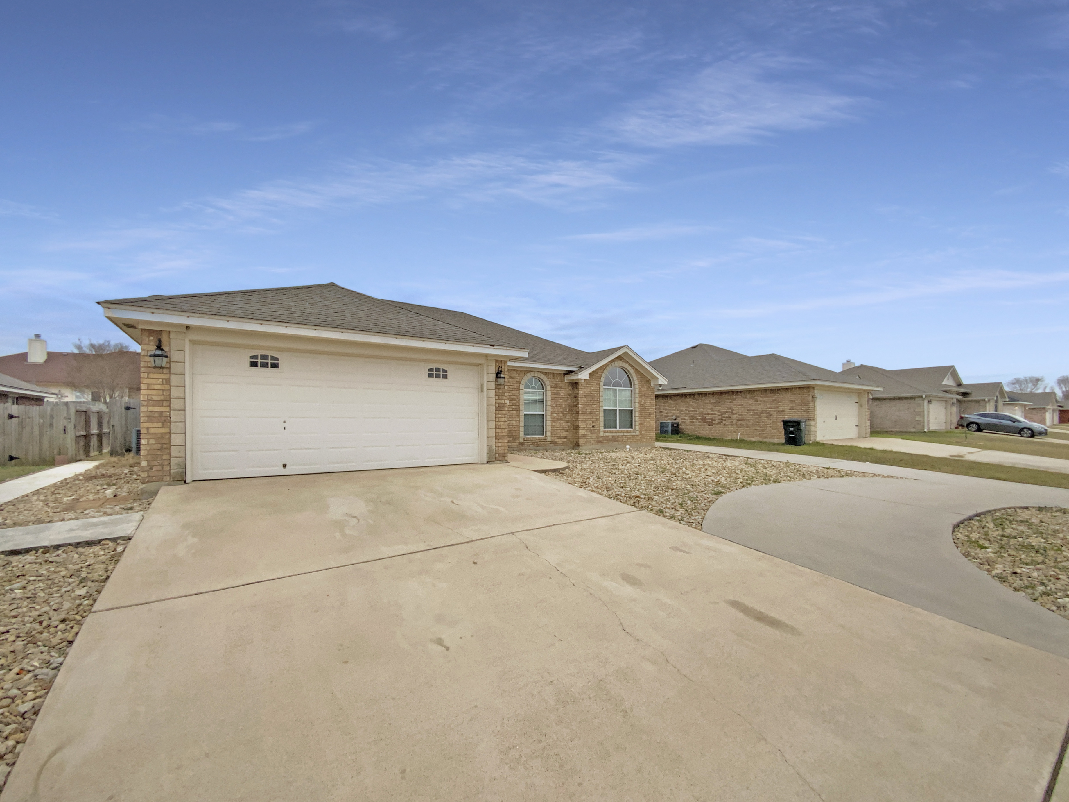 Photo 6 of 15 of 3506 Republic Of Texas Dr, Killeen, TX