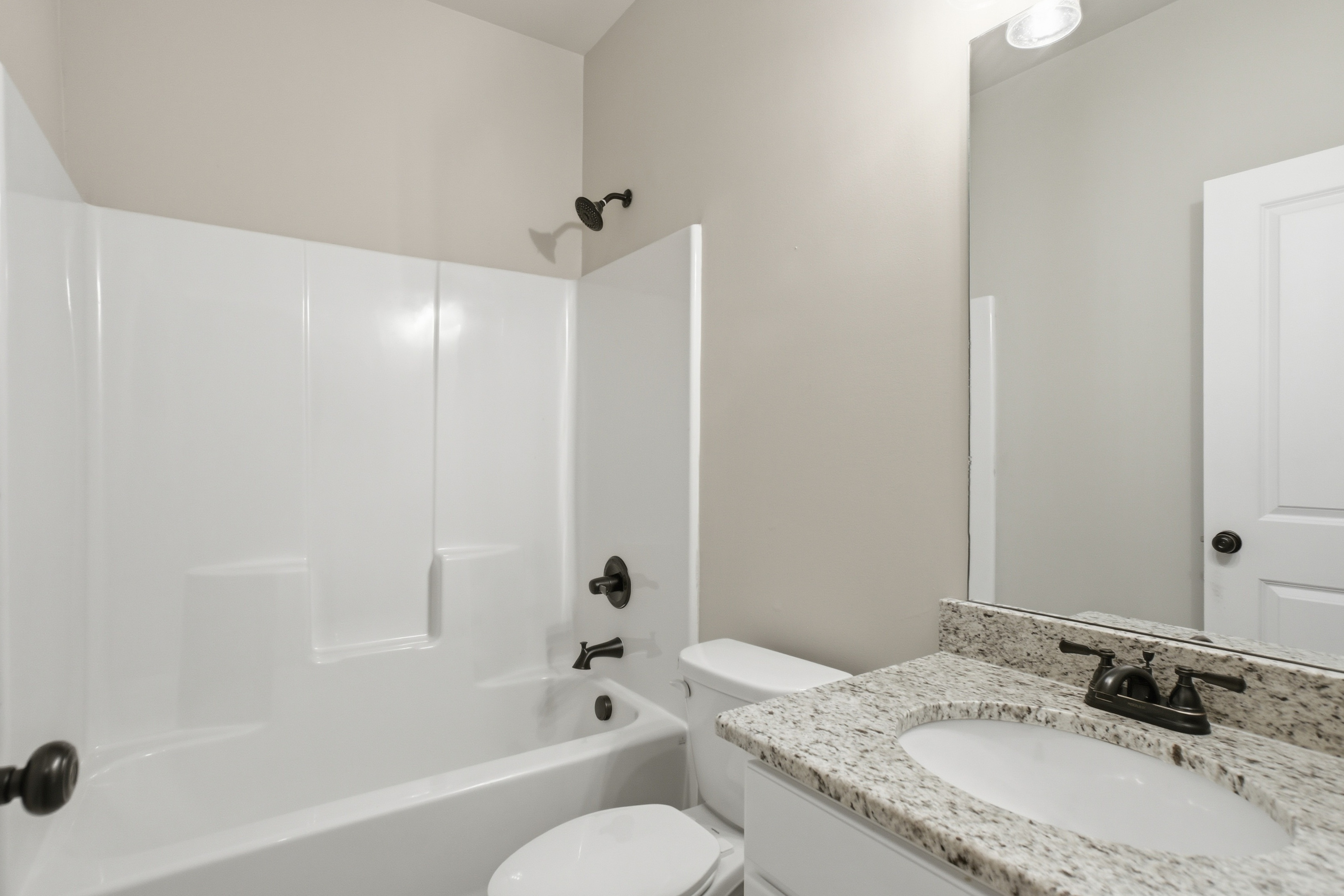 Photo 32 of 41 of 45 Hawthorn Ln, Covington, GA