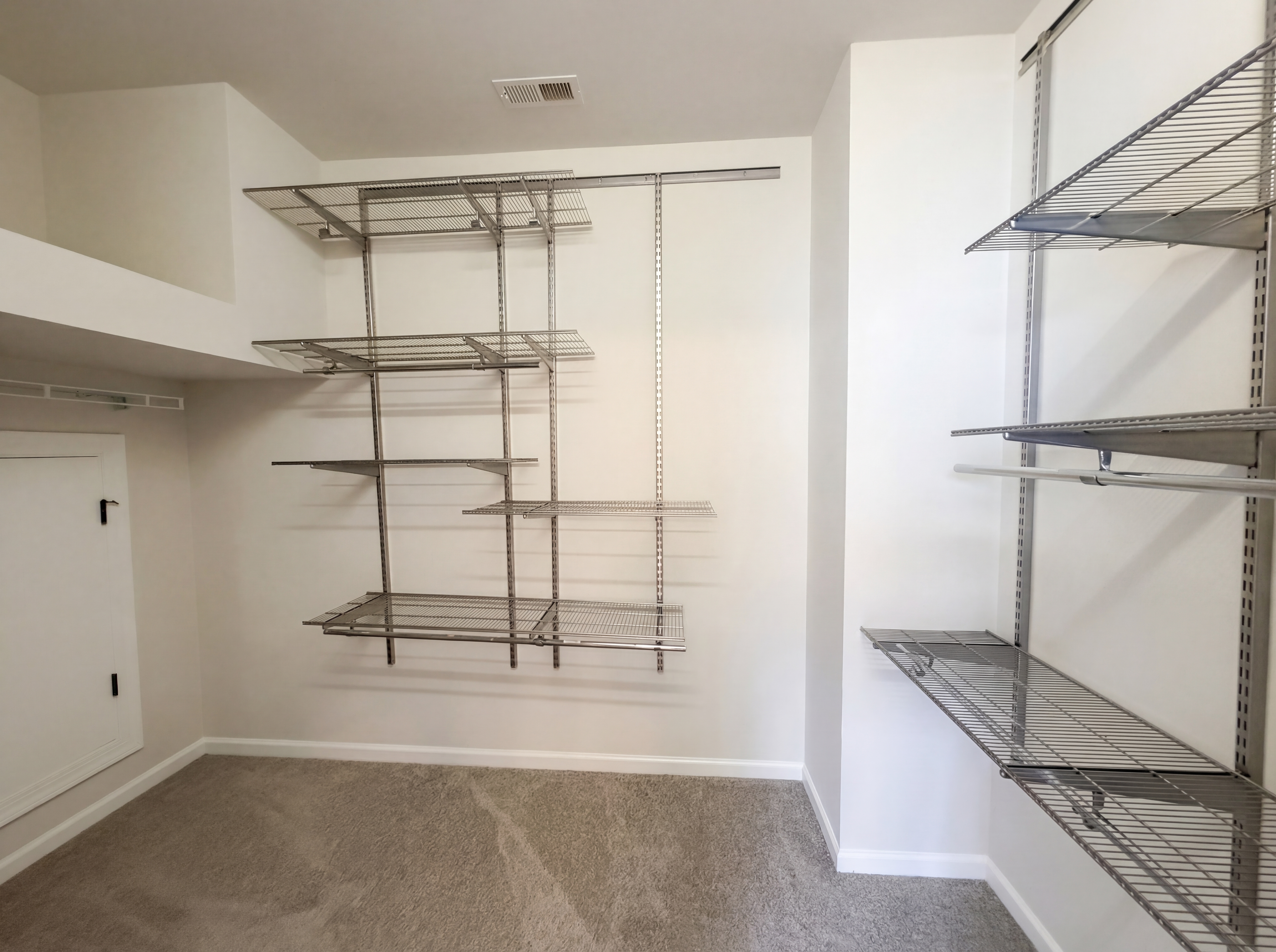 Photo 11 of 27 of 9696 Ravenscroft Ln NW, Concord, NC
