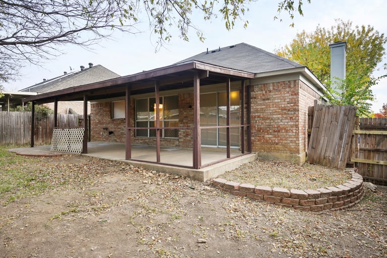 Photo 26 of 26 - 4641 Feathercrest Dr, Fort Worth, TX 76137