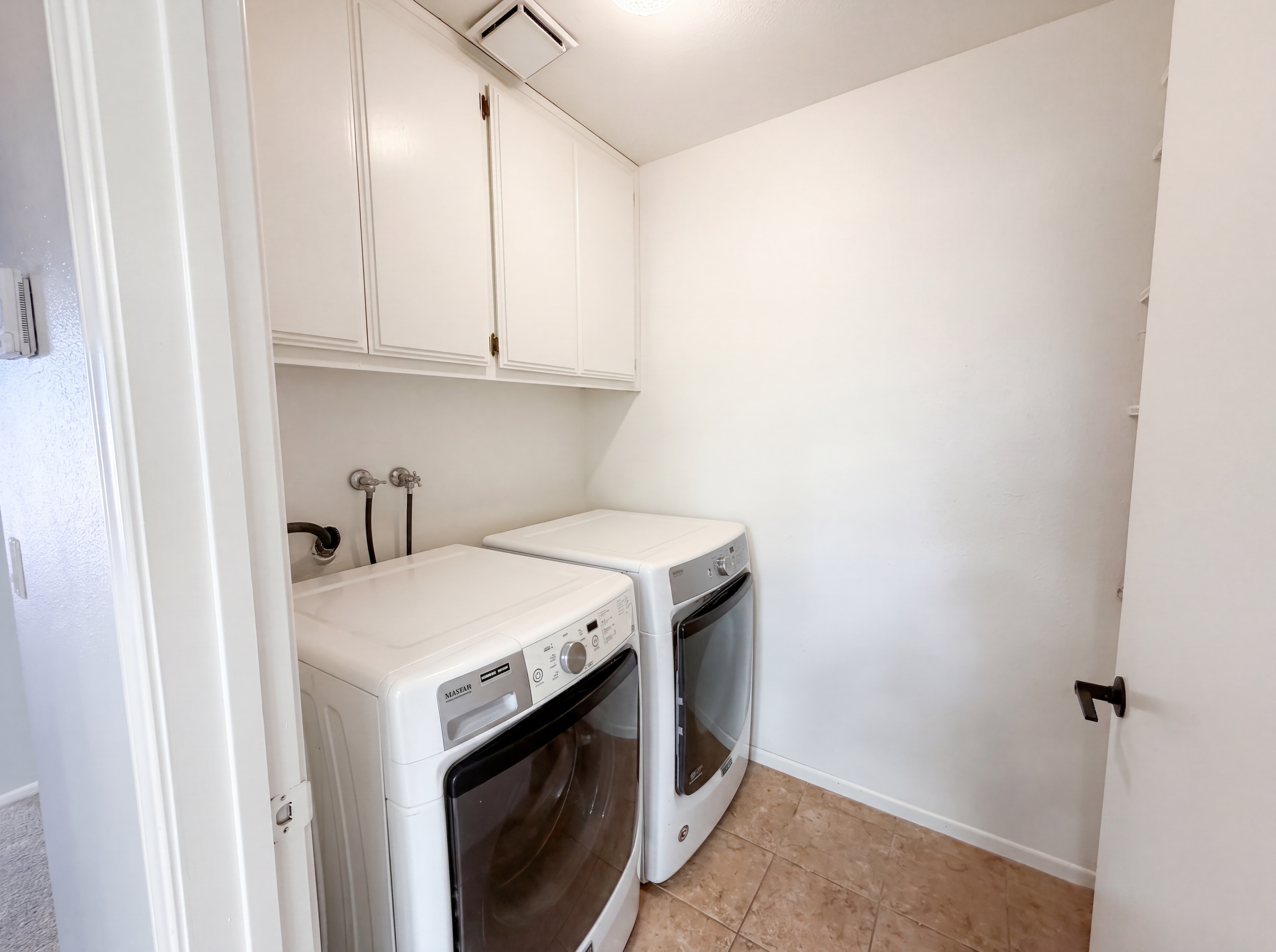 Photo 22 of 29 of 15852 Mandan Rd, Apple Valley, CA