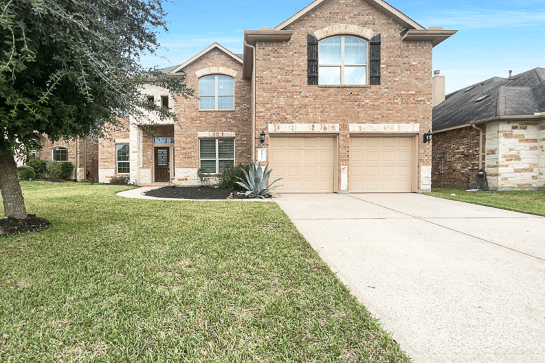 Property photo 1 of 24542 N Denham Ridge Ln