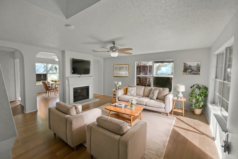 Property photo 2 of 333 Longshore Dr