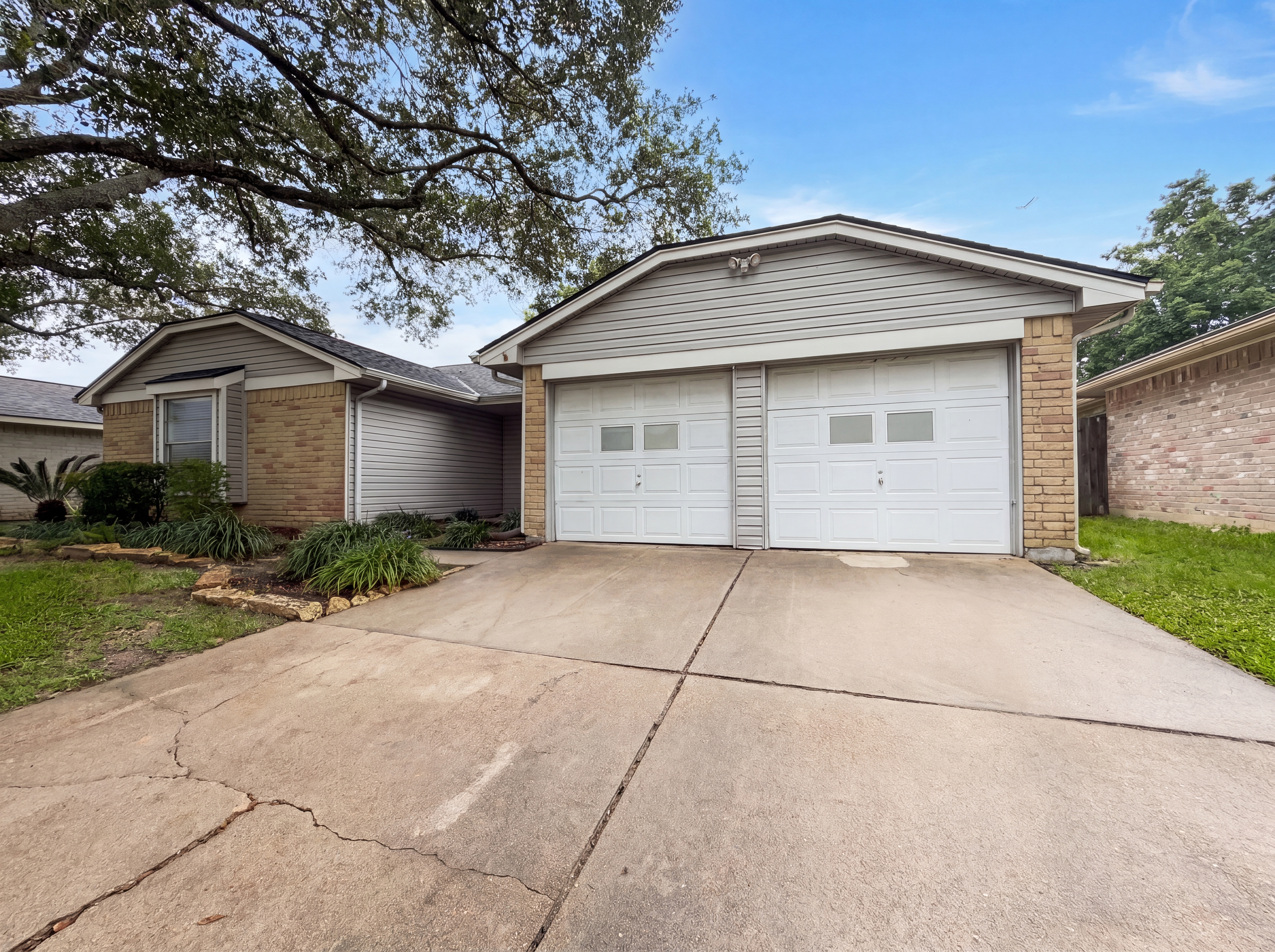 Photo 15 of 17 of 6710 Renfro Dr, Richmond, TX