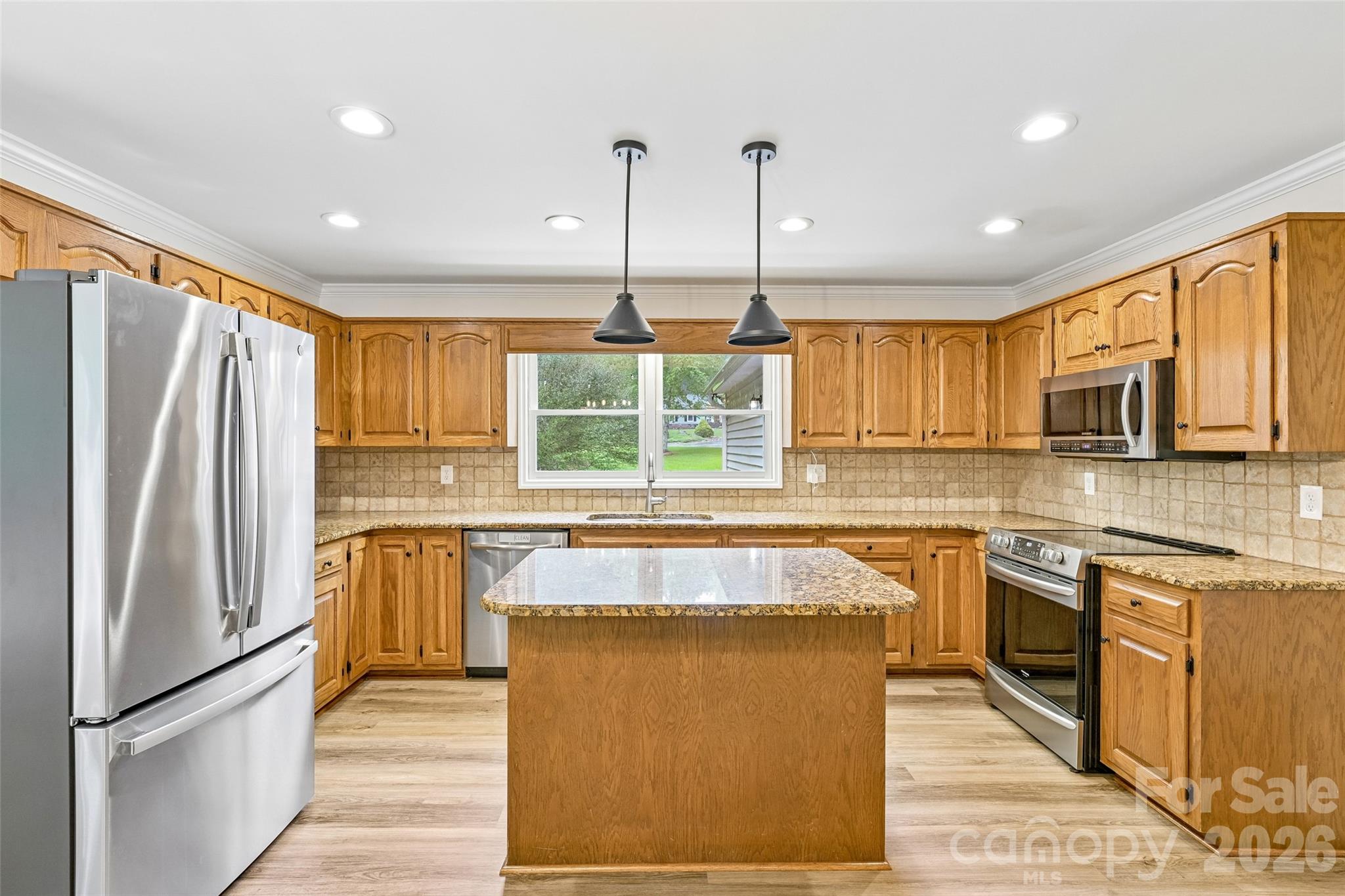 Photo 13 of 50 of 561 Briarwood Rd, Lancaster, SC