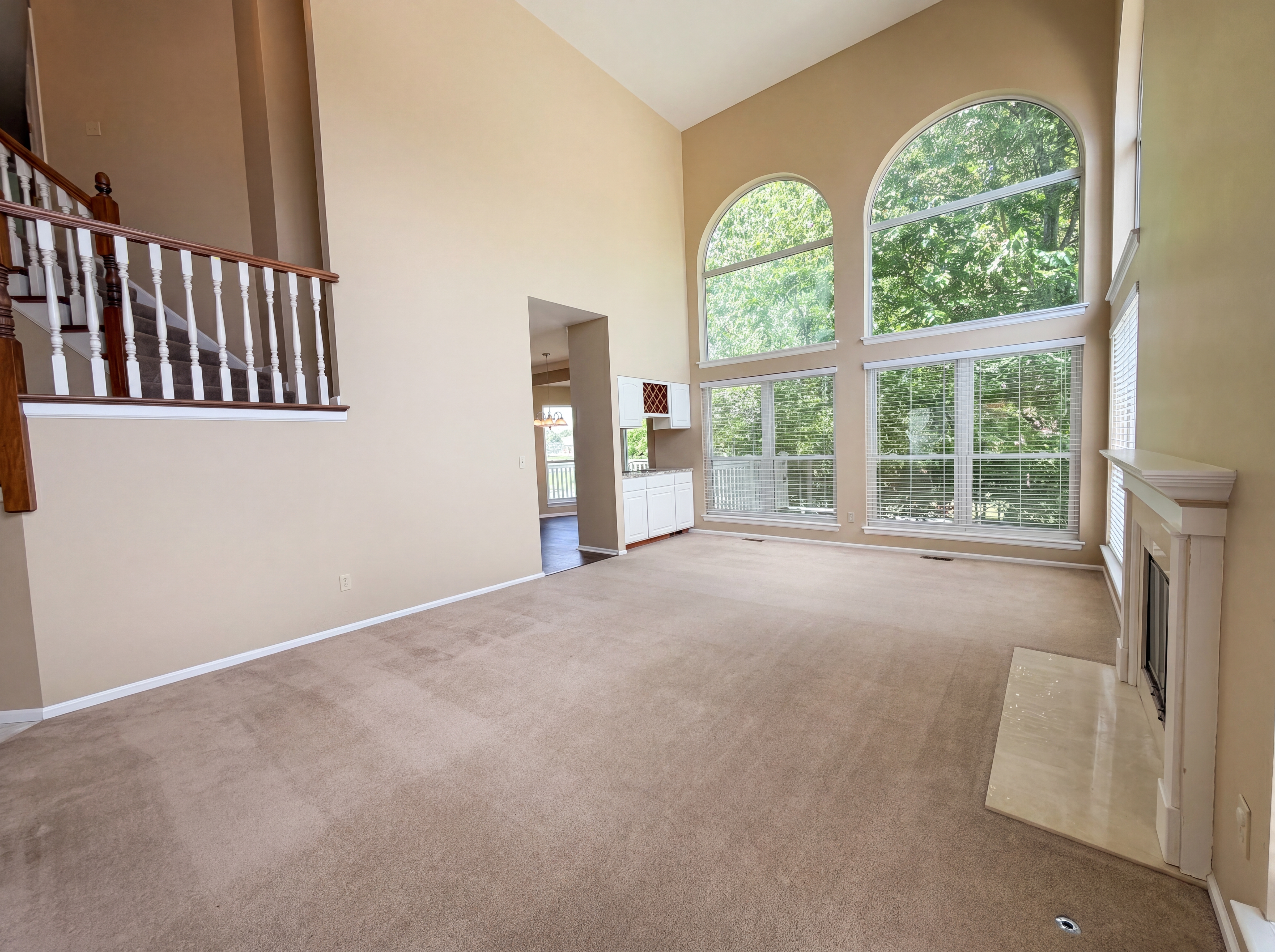 Photo 8 of 33 of 1311 Norwood Hills Dr, O Fallon, MO
