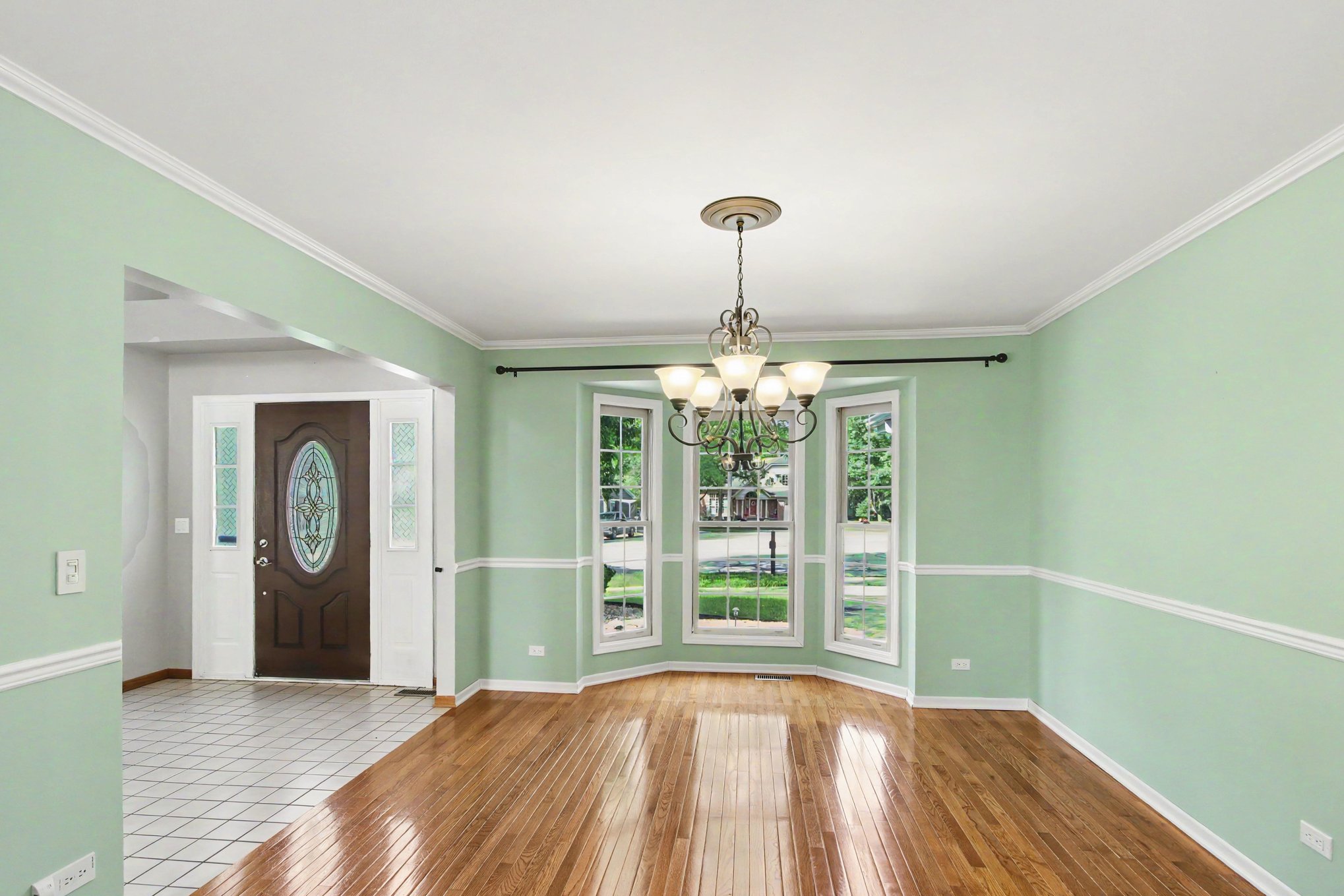 Photo 23 of 41 of 865 Warwick Ln, Lake Zurich, IL