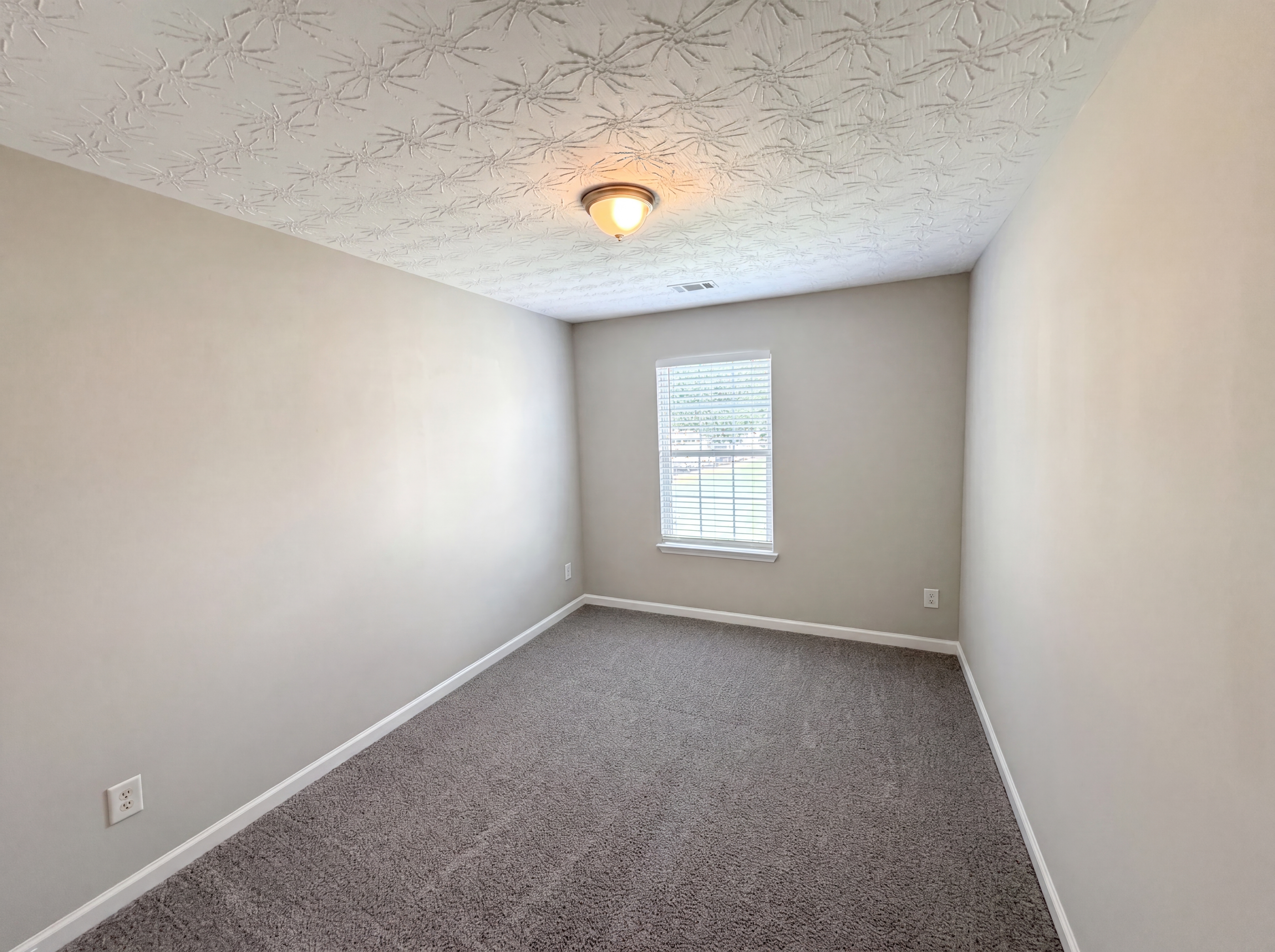 Photo 15 of 33 of 2259 Hawks Bluff Trl, Lawrenceville, GA