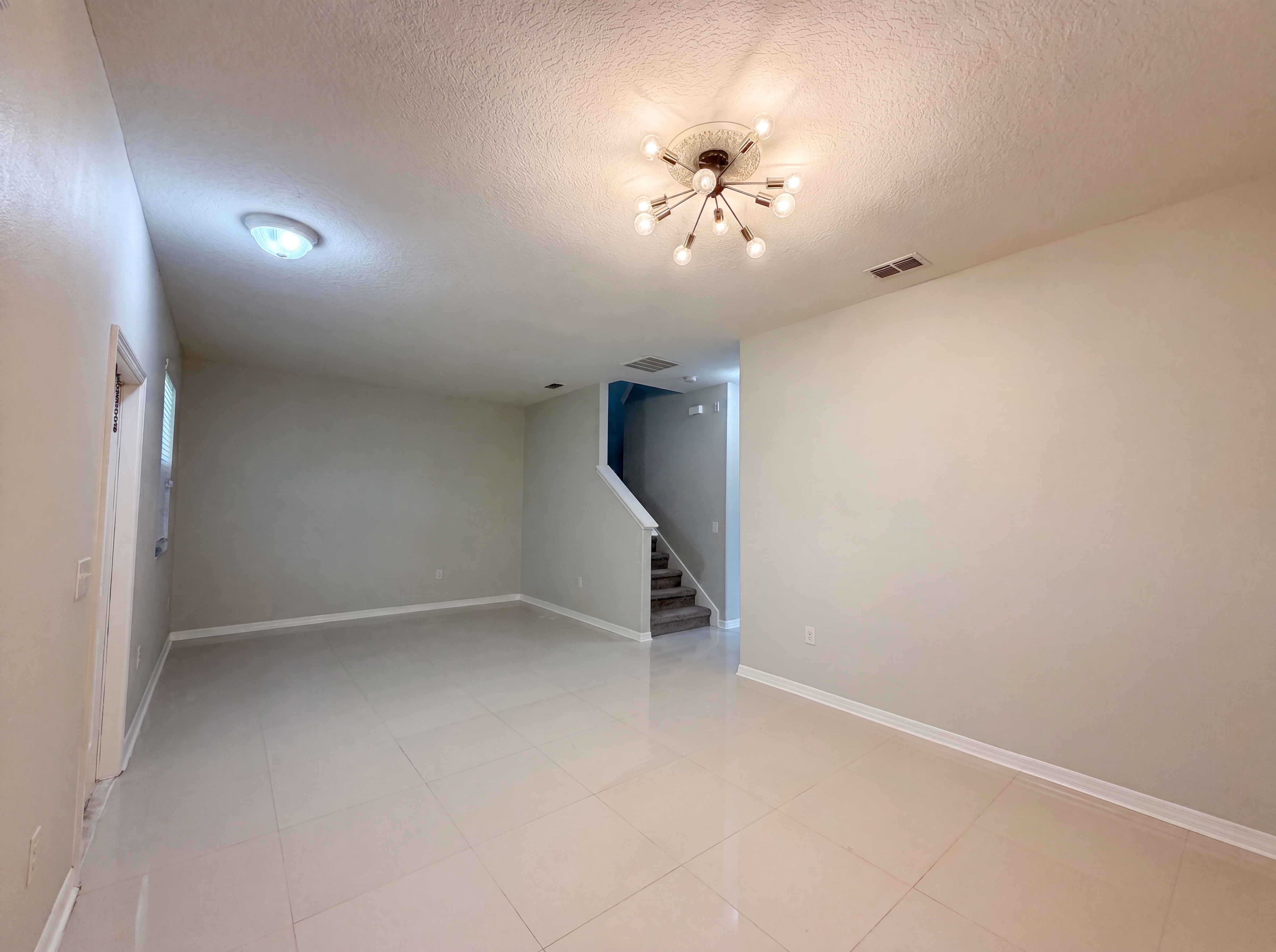 Photo 7 of 26 of 1308 Seburn Rd, Apopka, FL