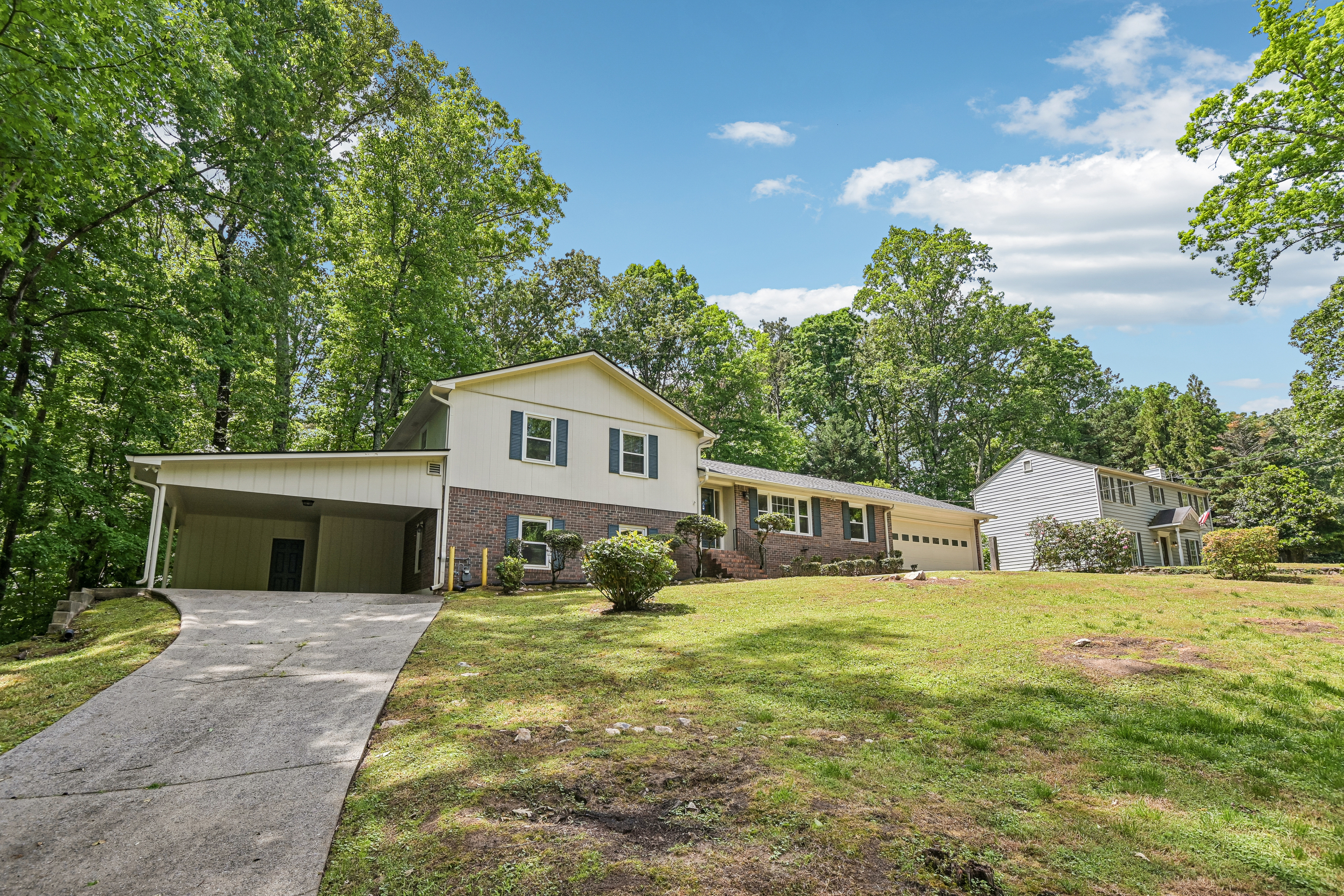 Photo 9 of 47 of 3431 Hickory View Dr NW, Marietta, GA