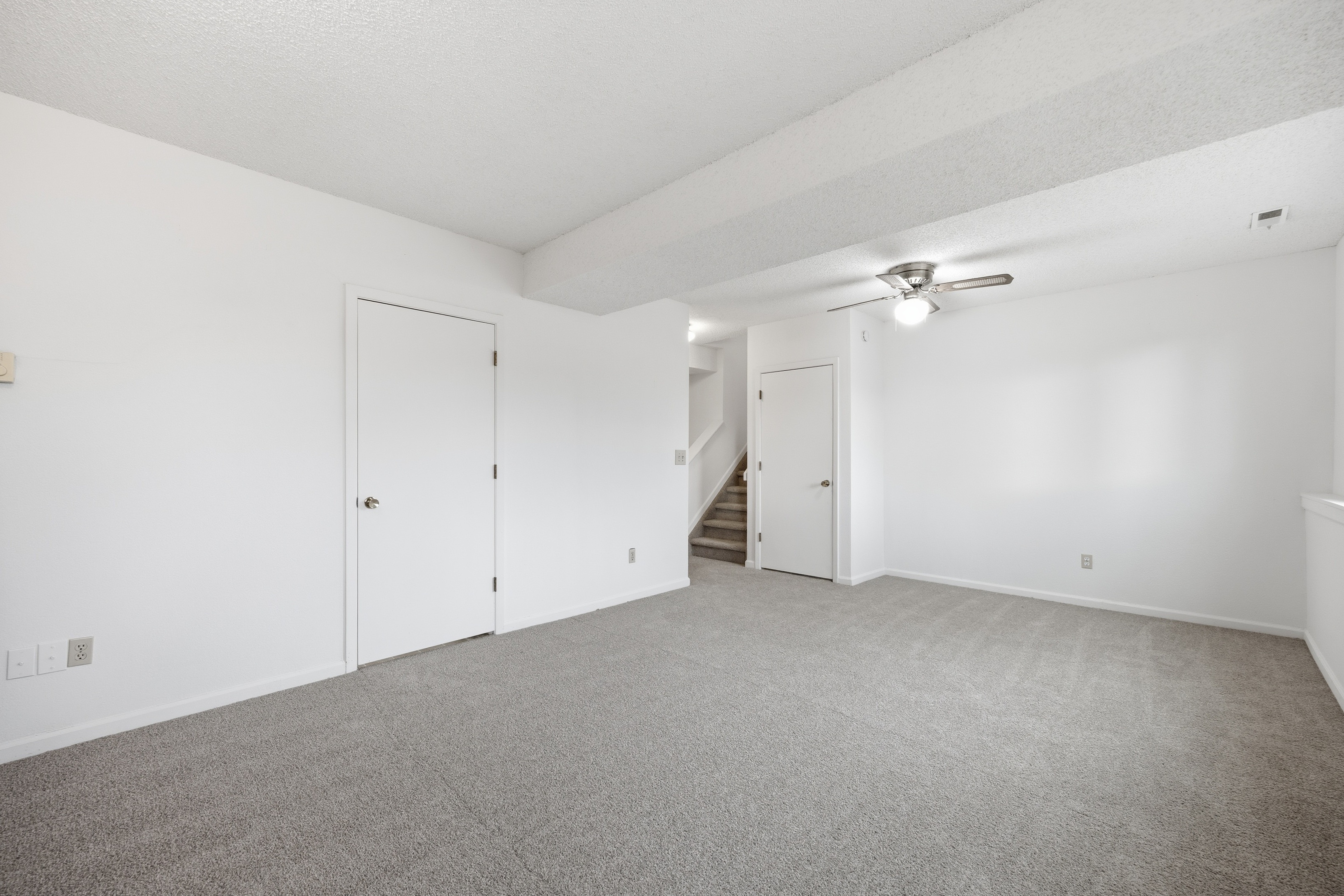 Photo 39 of 51 of 912 Amsterdam Dr, Colorado Springs, CO