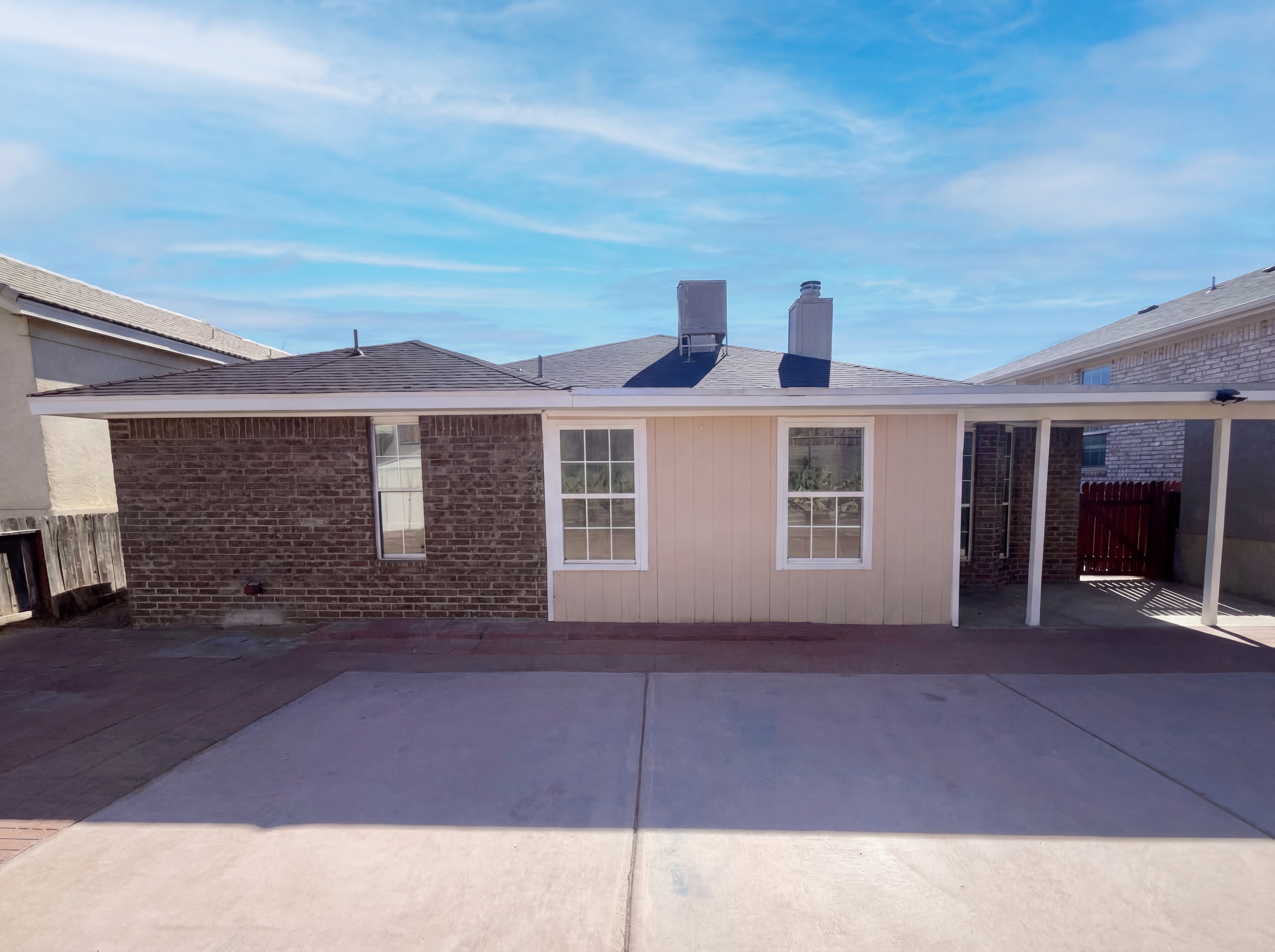 Photo 5 of 23 of 4709 Wildfire Rd NW, Albuquerque, NM