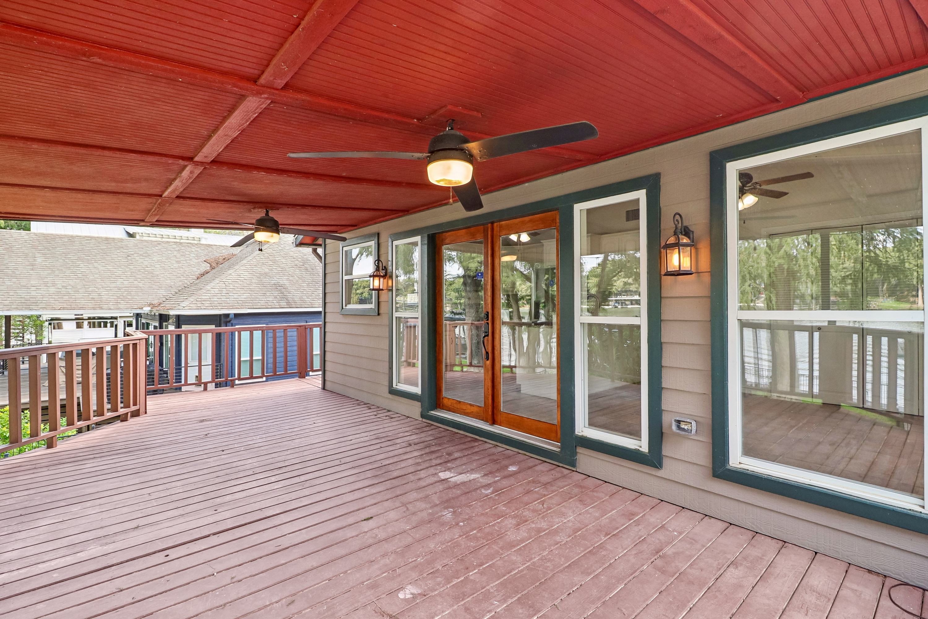 Photo 27 of 47 of 1321 E Zipp Rd, New Braunfels, TX
