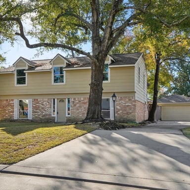 Property photo 1 of 515 Rosewood Dr