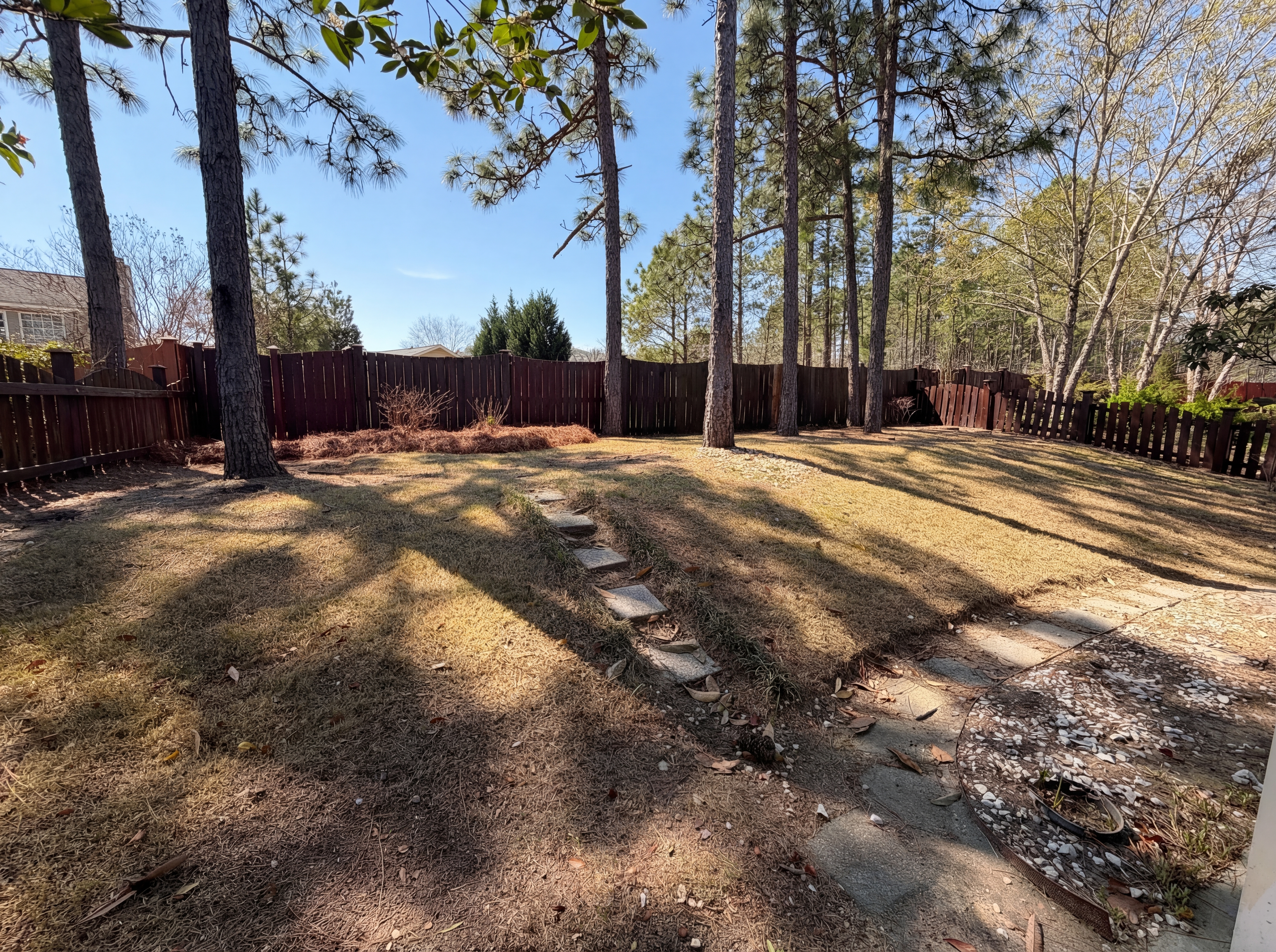 Photo 19 of 21 of 227 Faversham Ln, Columbia, SC