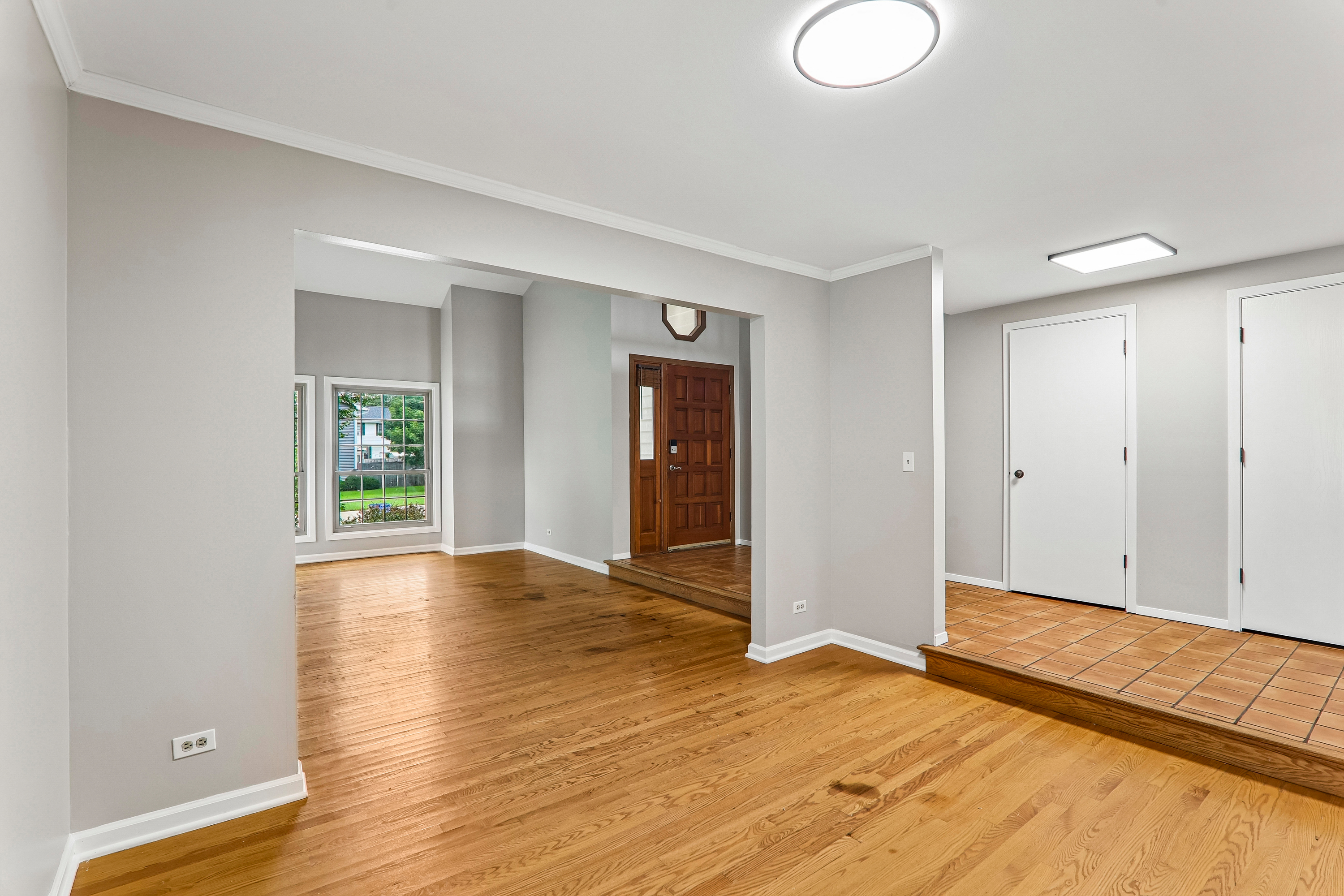 Photo 22 of 41 of 4399 Bluebird Ct, Gurnee, IL