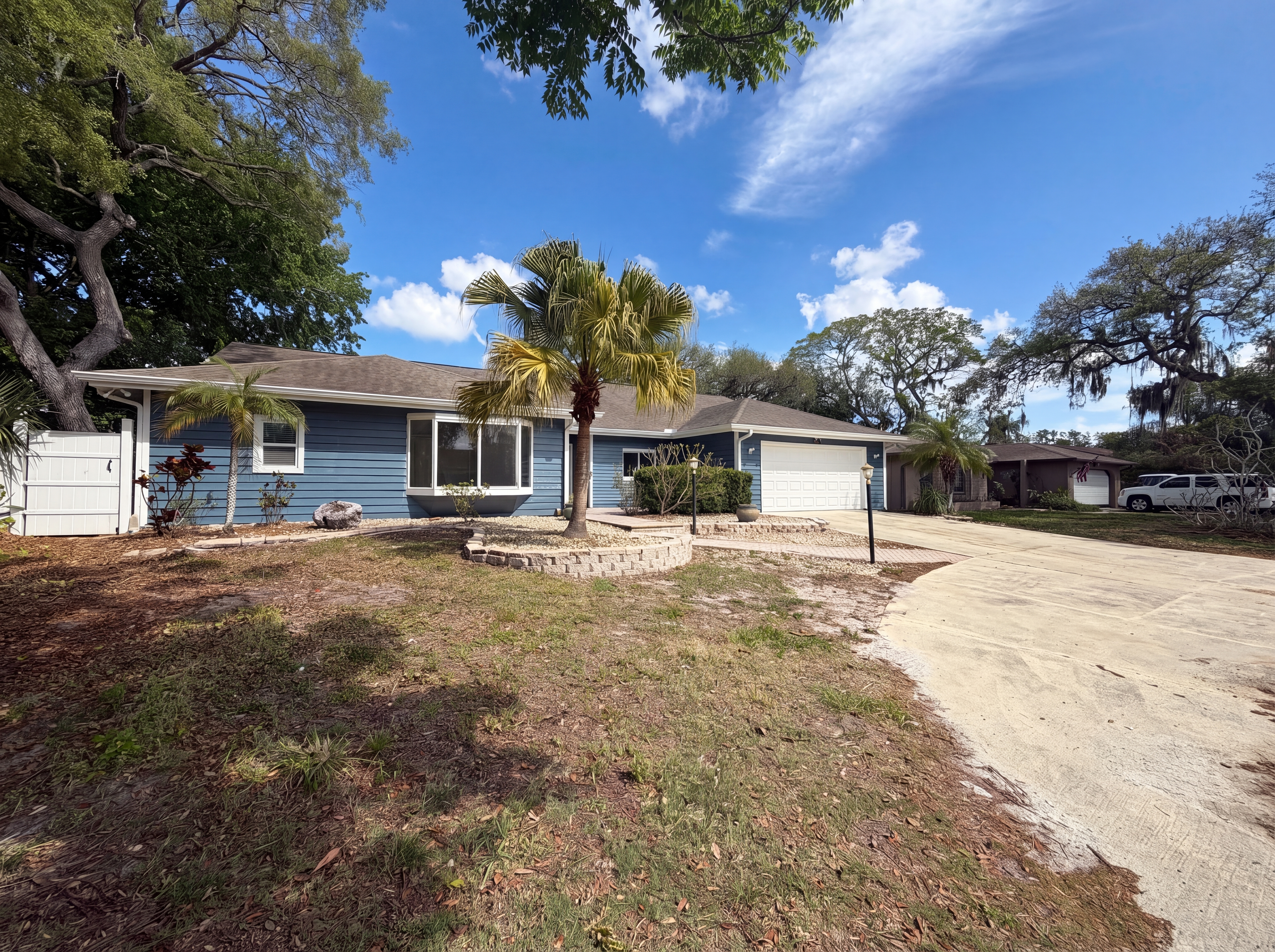 Photo 39 of 50 of 5609 Executive Dr, New Port Richey, FL