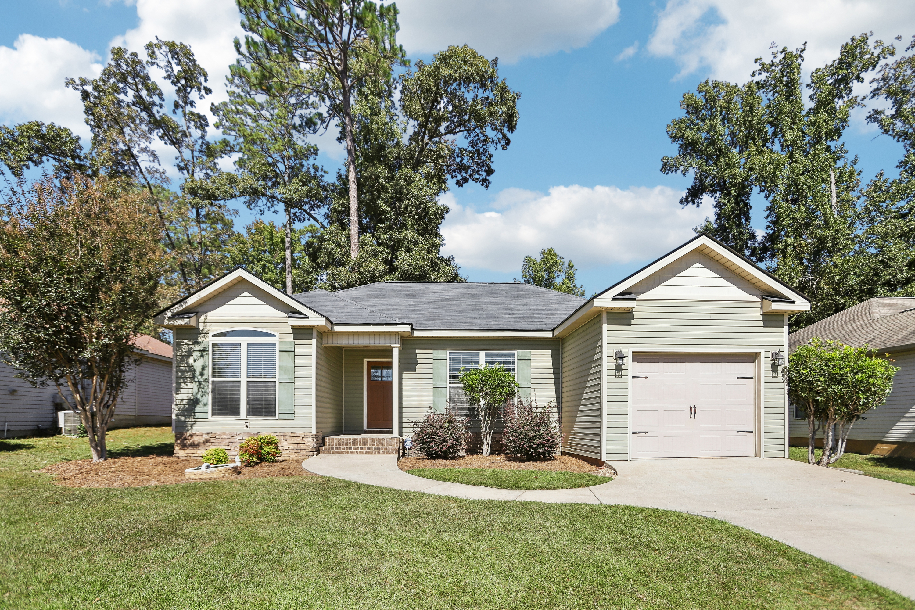 Photo 1 of 506 Leisure Lake Dr