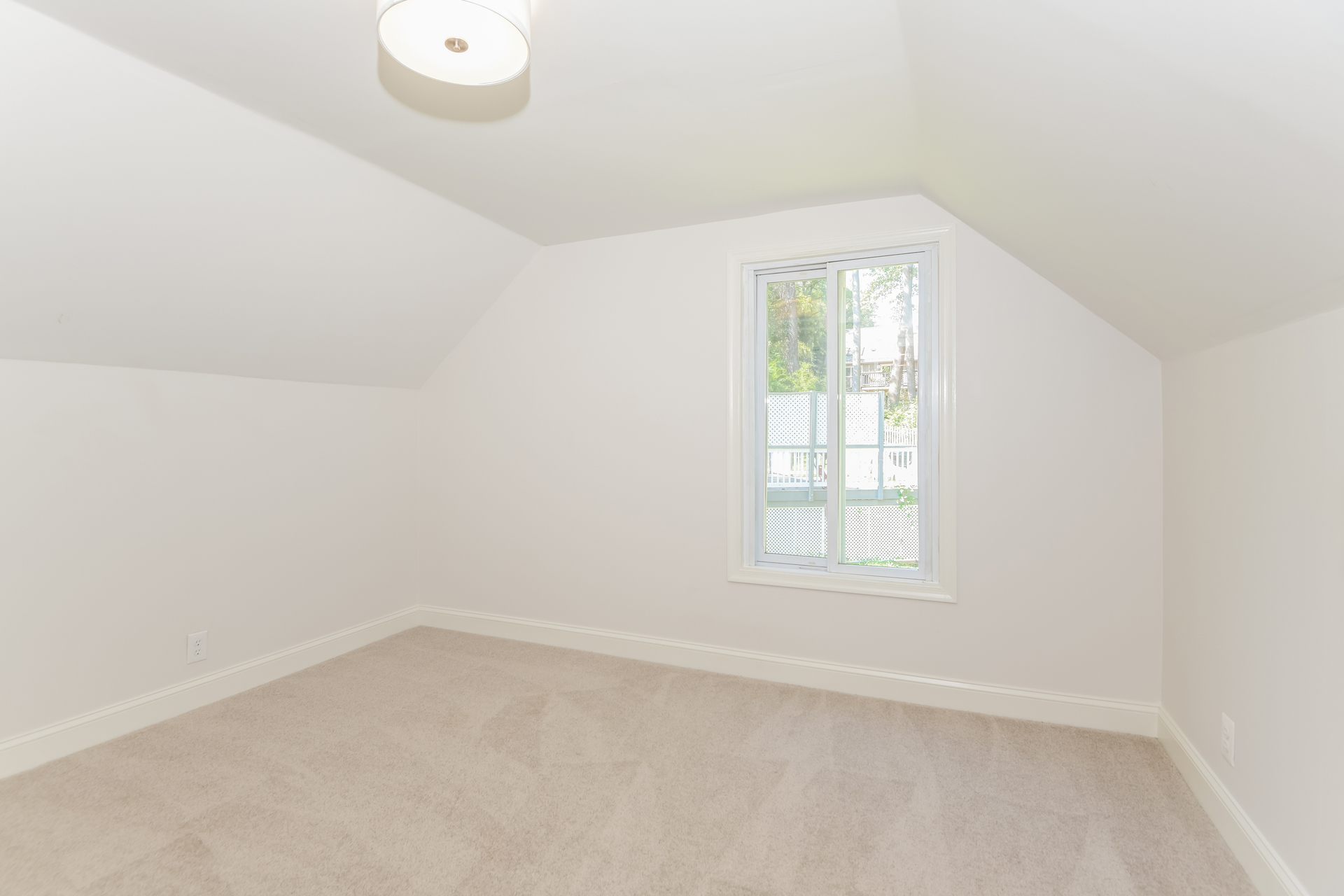 Photo 12 of 21 of 10103 Meredith Ave, Silver Spring, MD