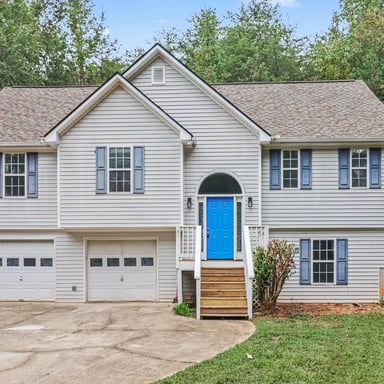 Property photo 1 of 272 Mountain Brook Cir